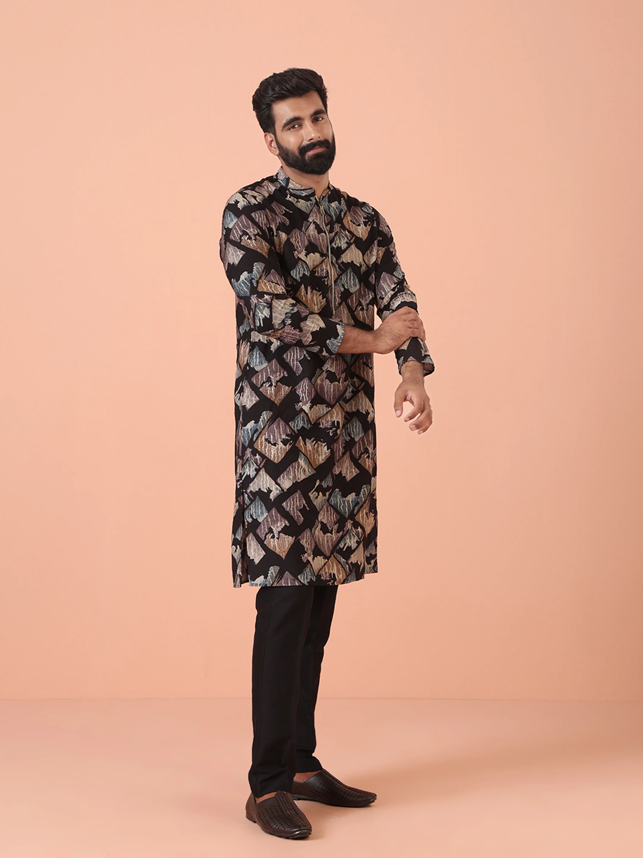 Black Kurta with Multicolour Abstract Print and Zip Closure - Image 3