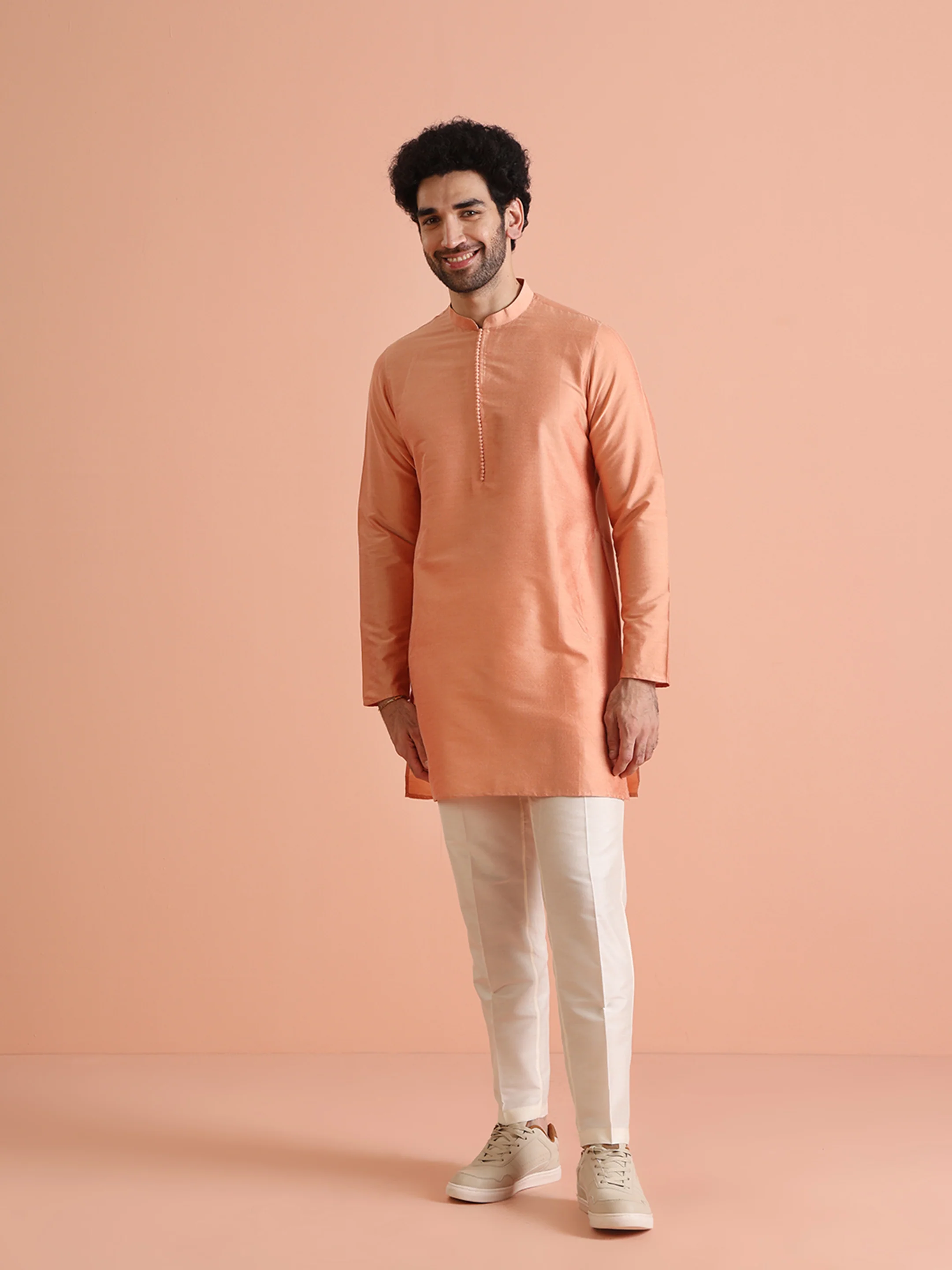 Peach Silk Blend Solid Mid Kurta - Image 6