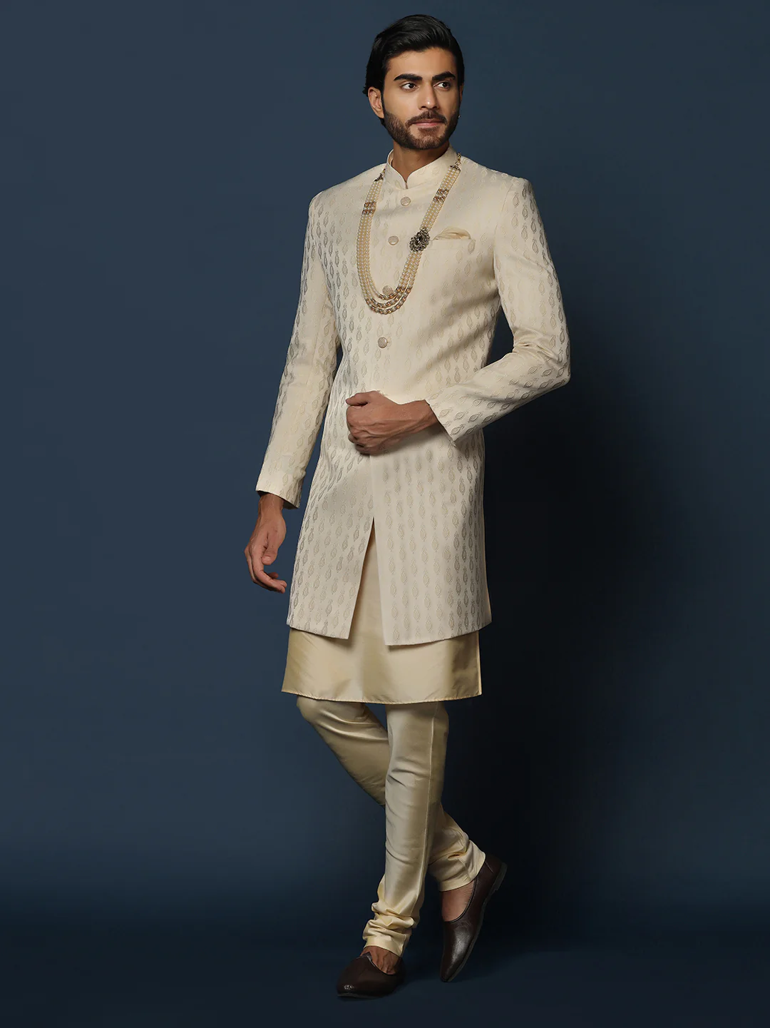 Cream Jacquard Indo-Western Set - Image 3