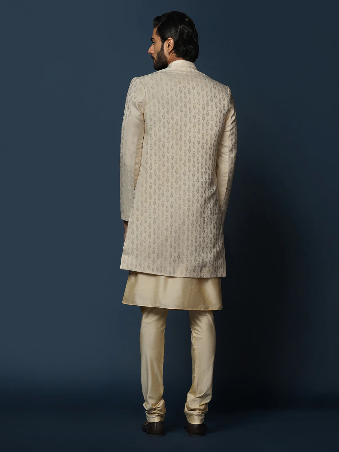 Cream Jacquard Indo-Western Set - Image 4