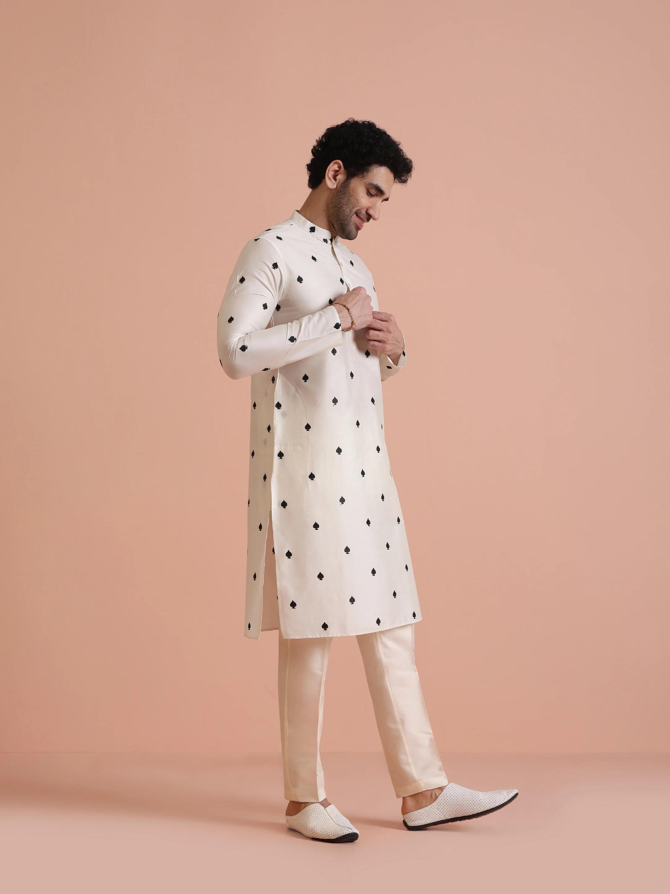 White embroidered Kurta with White Trouser - Image 3
