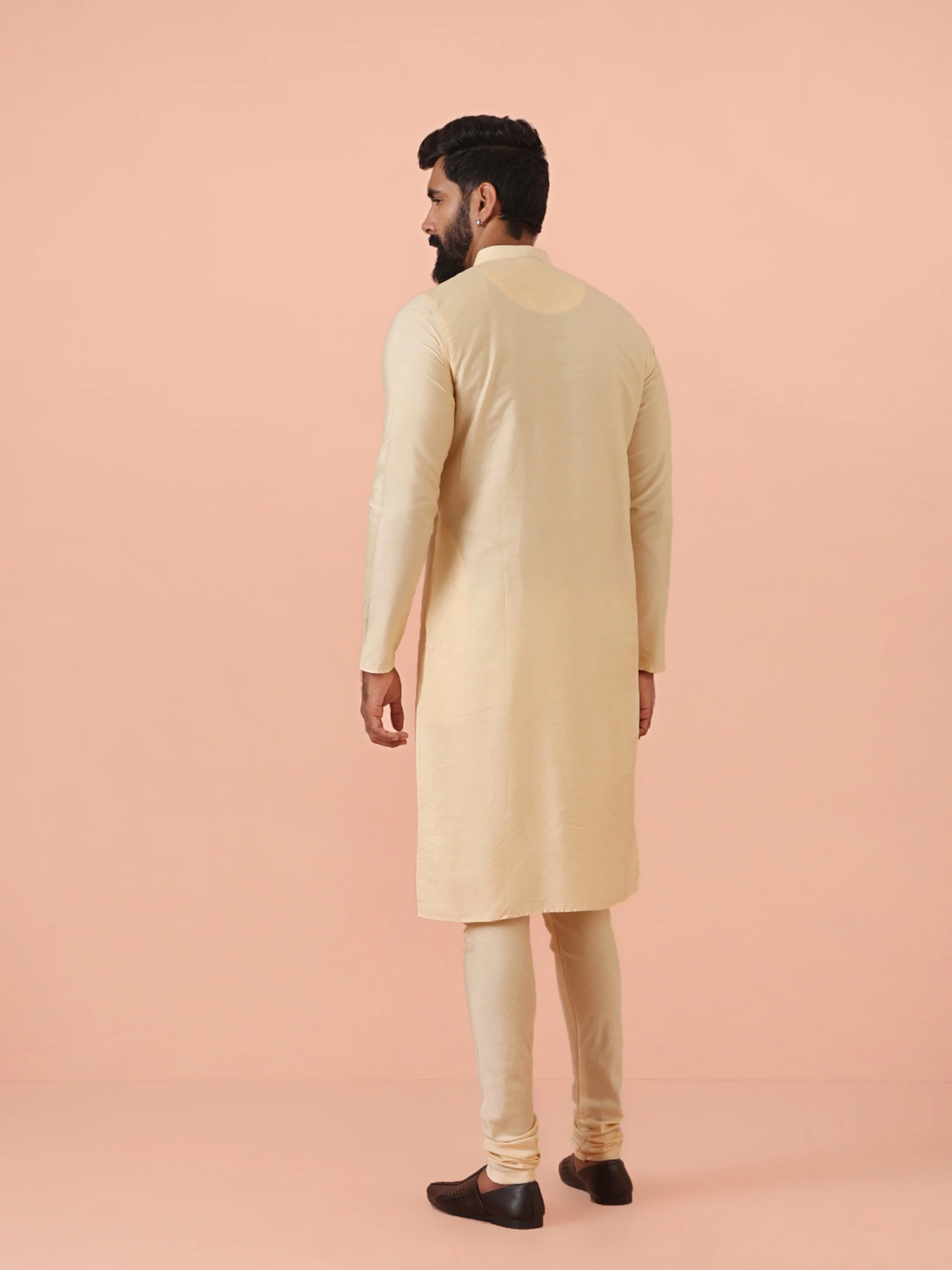 Beige Silk Blend Solid Kurta Churidar Set - Image 4