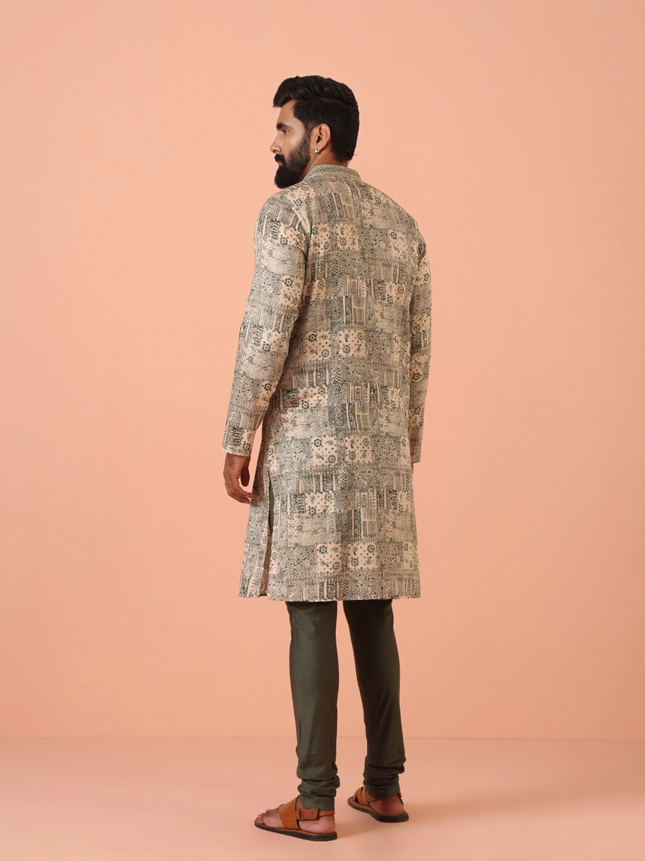 Beige Kurta with All-Over Geometric Print and Mandarin Collar - Image 4