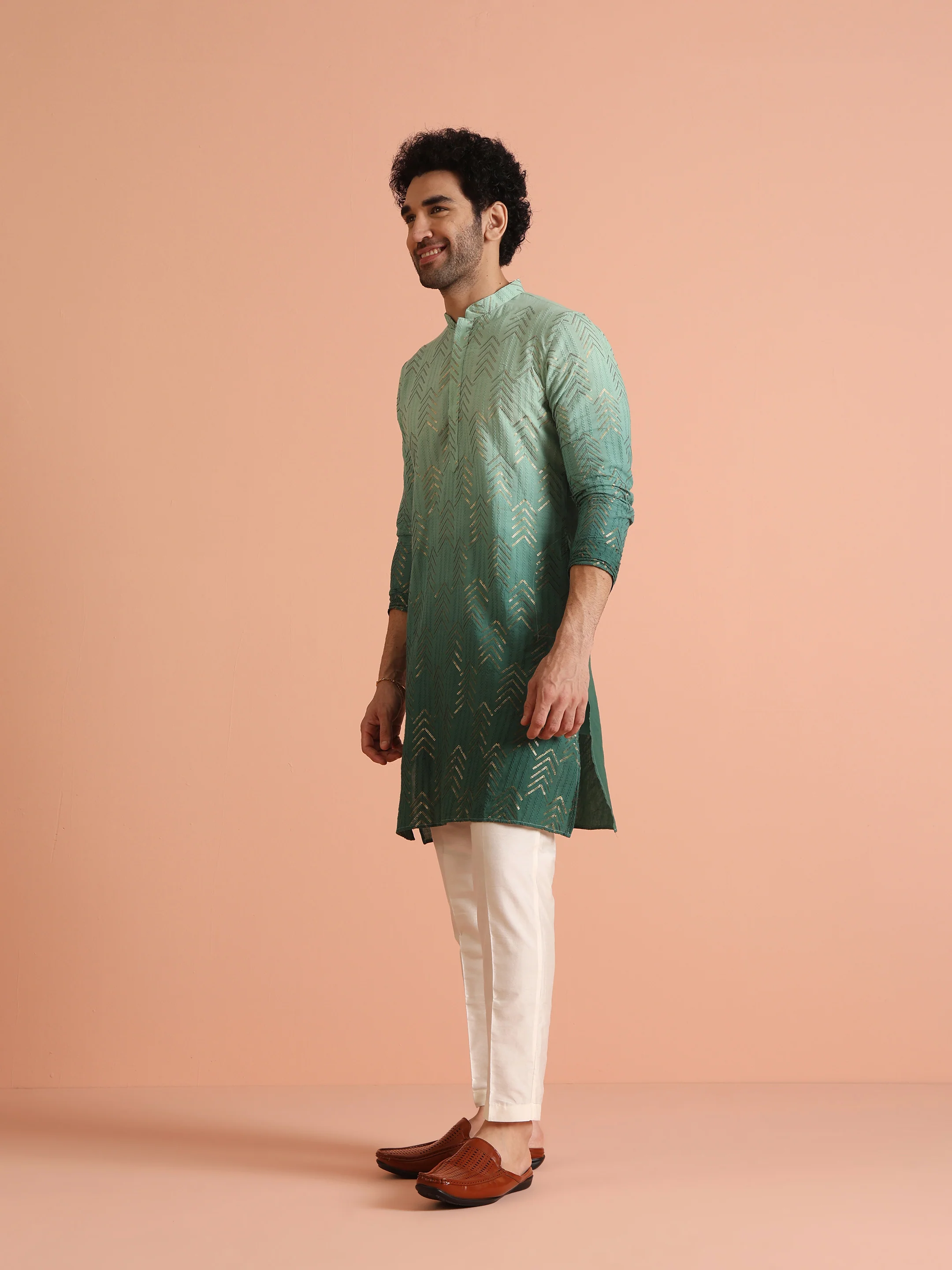 Men Green Embroidered Sequinned Kurta Trouser Set - Image 3