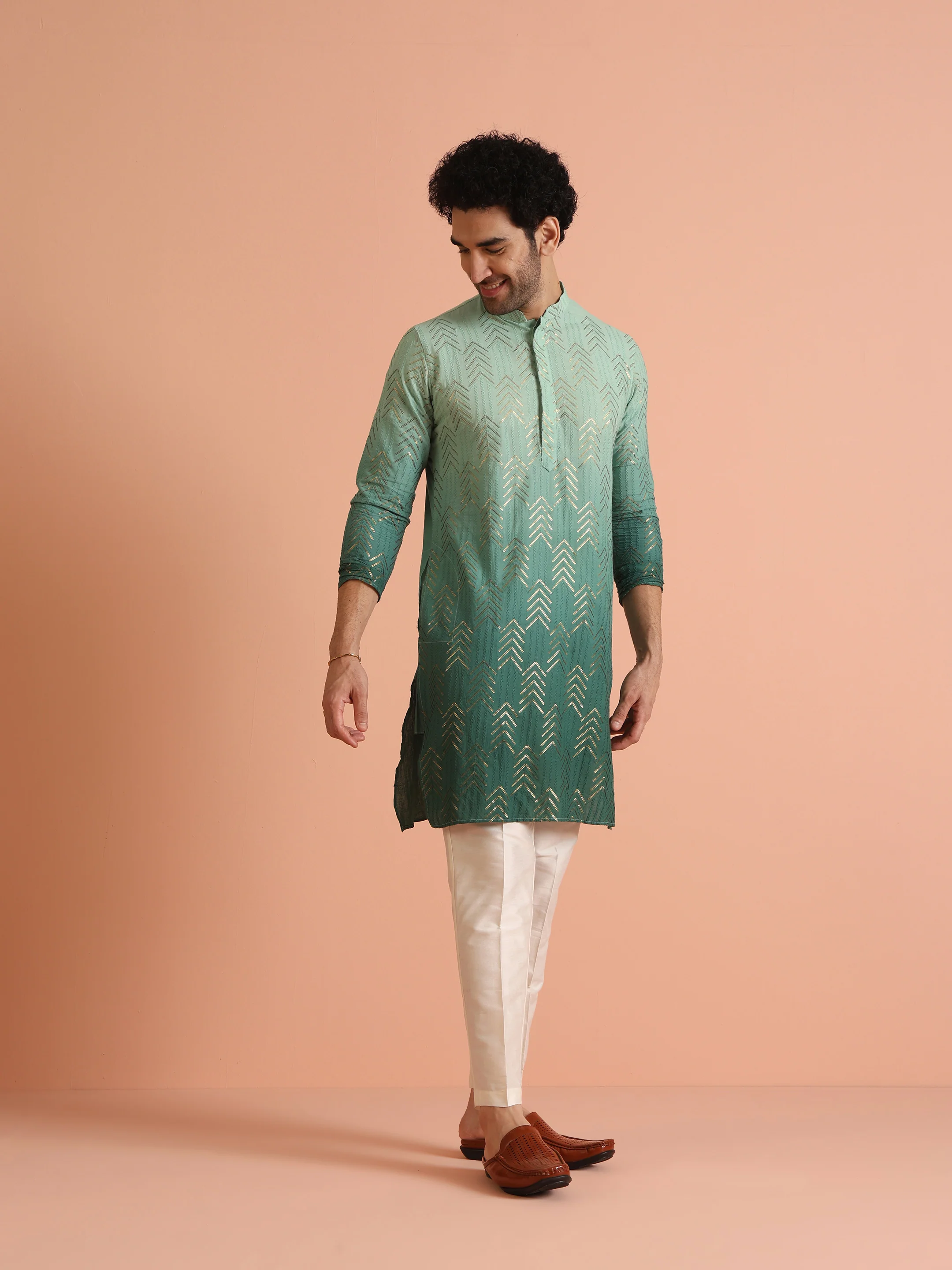 Men Green Embroidered Sequinned Kurta Trouser Set - Image 4