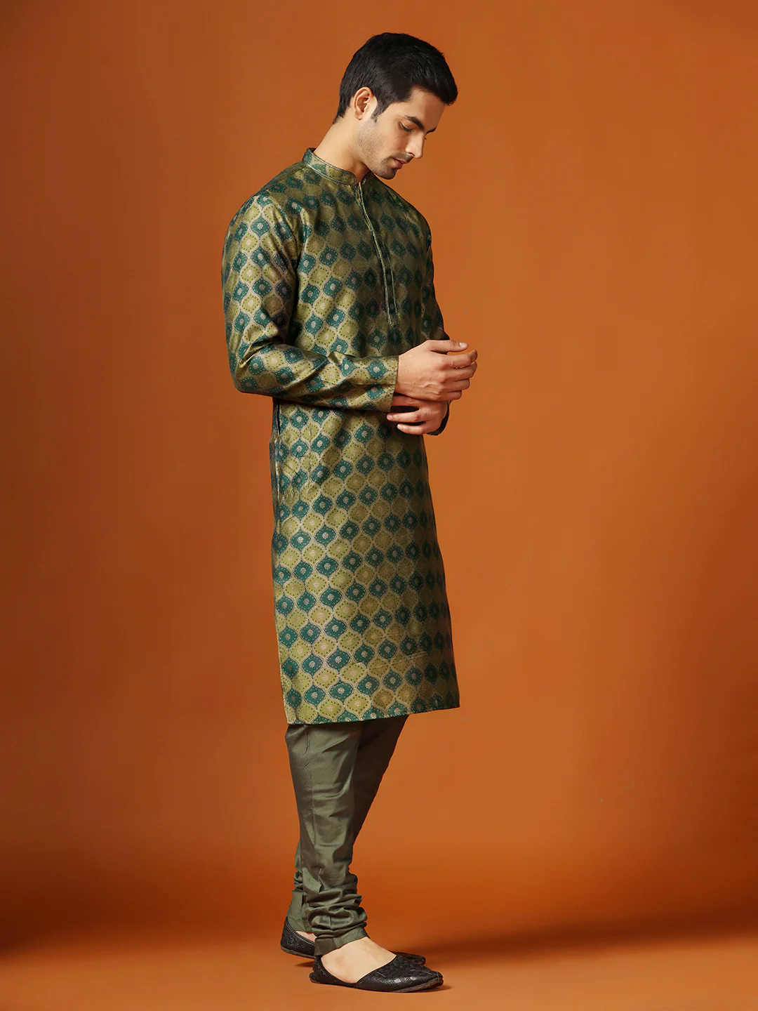 Kisah Men Green Kurta Churidar Set - Image 2