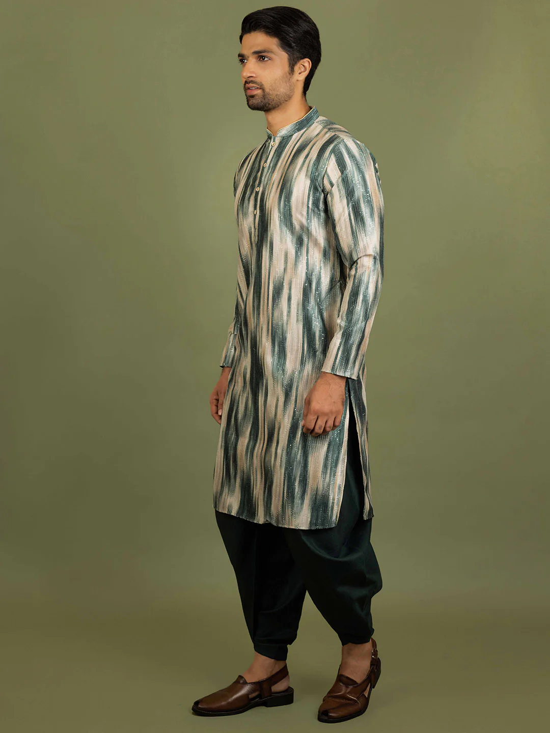 Men Green Abstract Kurta - Image 3