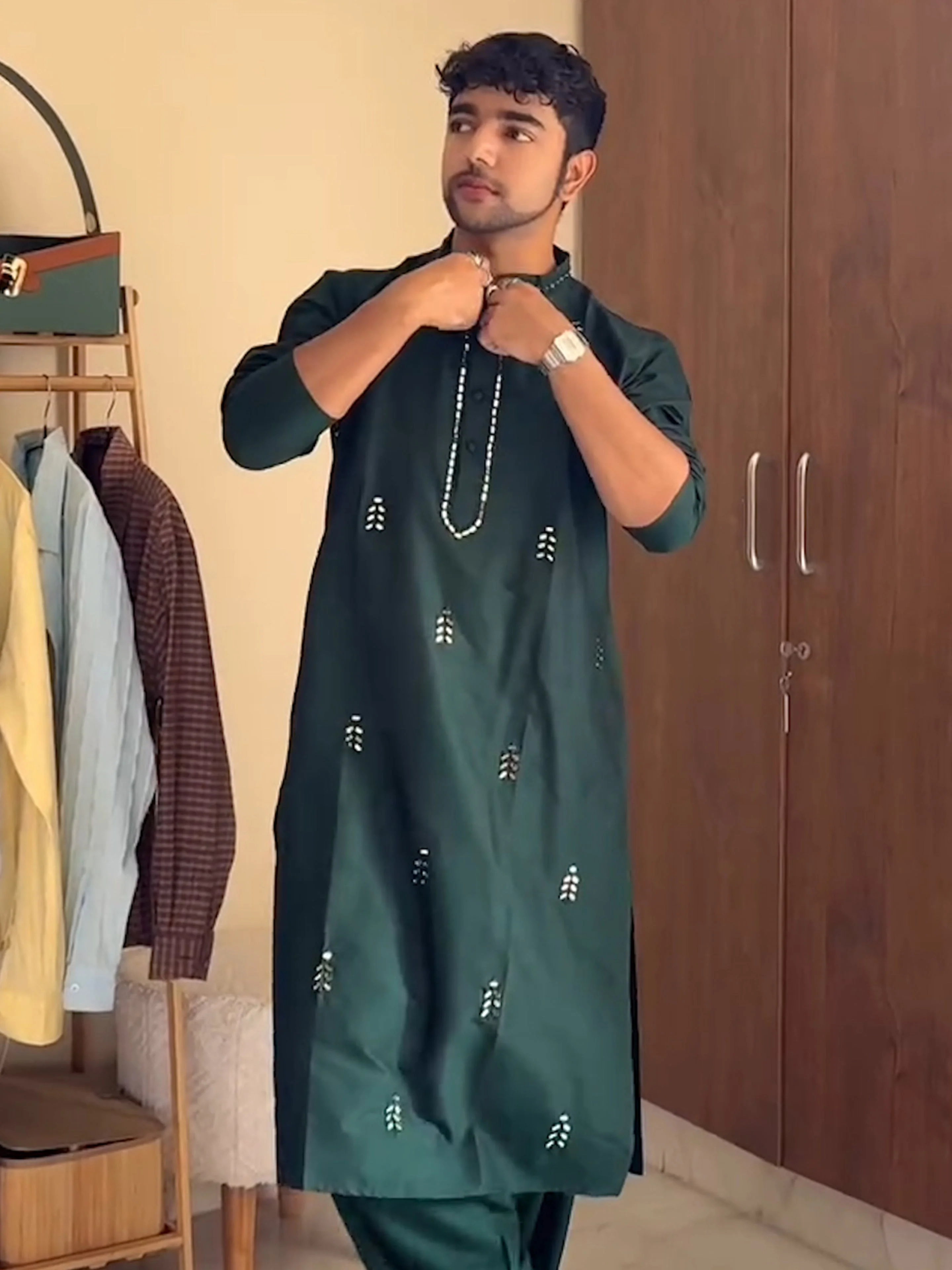 Dark Green Silk Blend Mirror Work Kurta - Image 8