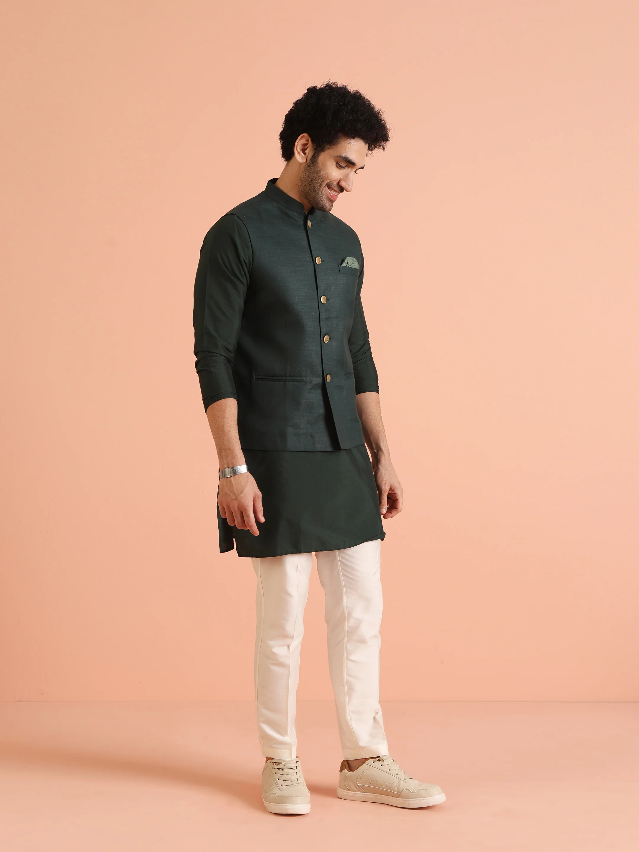 Green Solid Kurta Jacket Trouser Set - Image 3