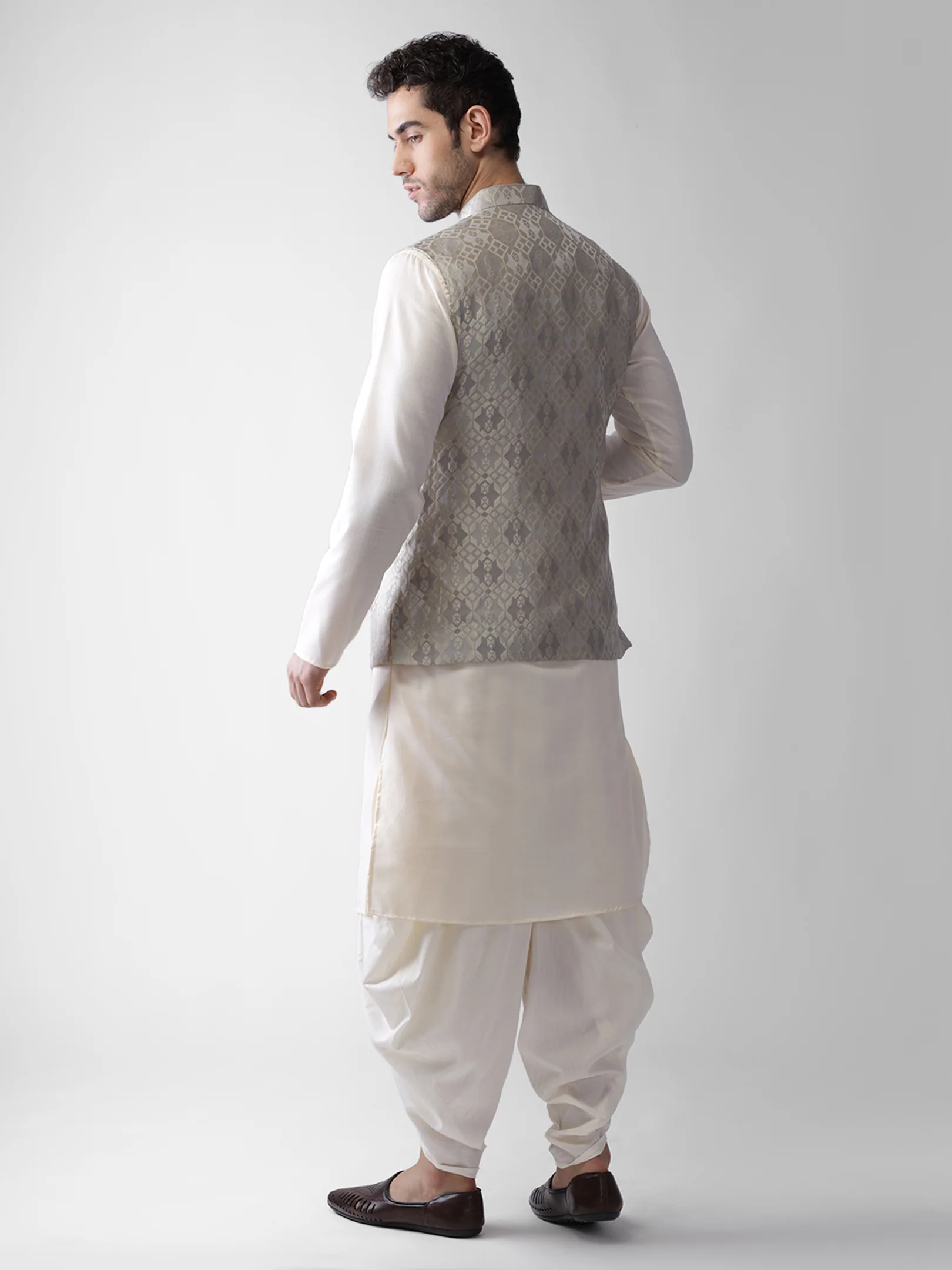 Kisah Men Grey Kurta Jacket Dhoti Set - Image 4