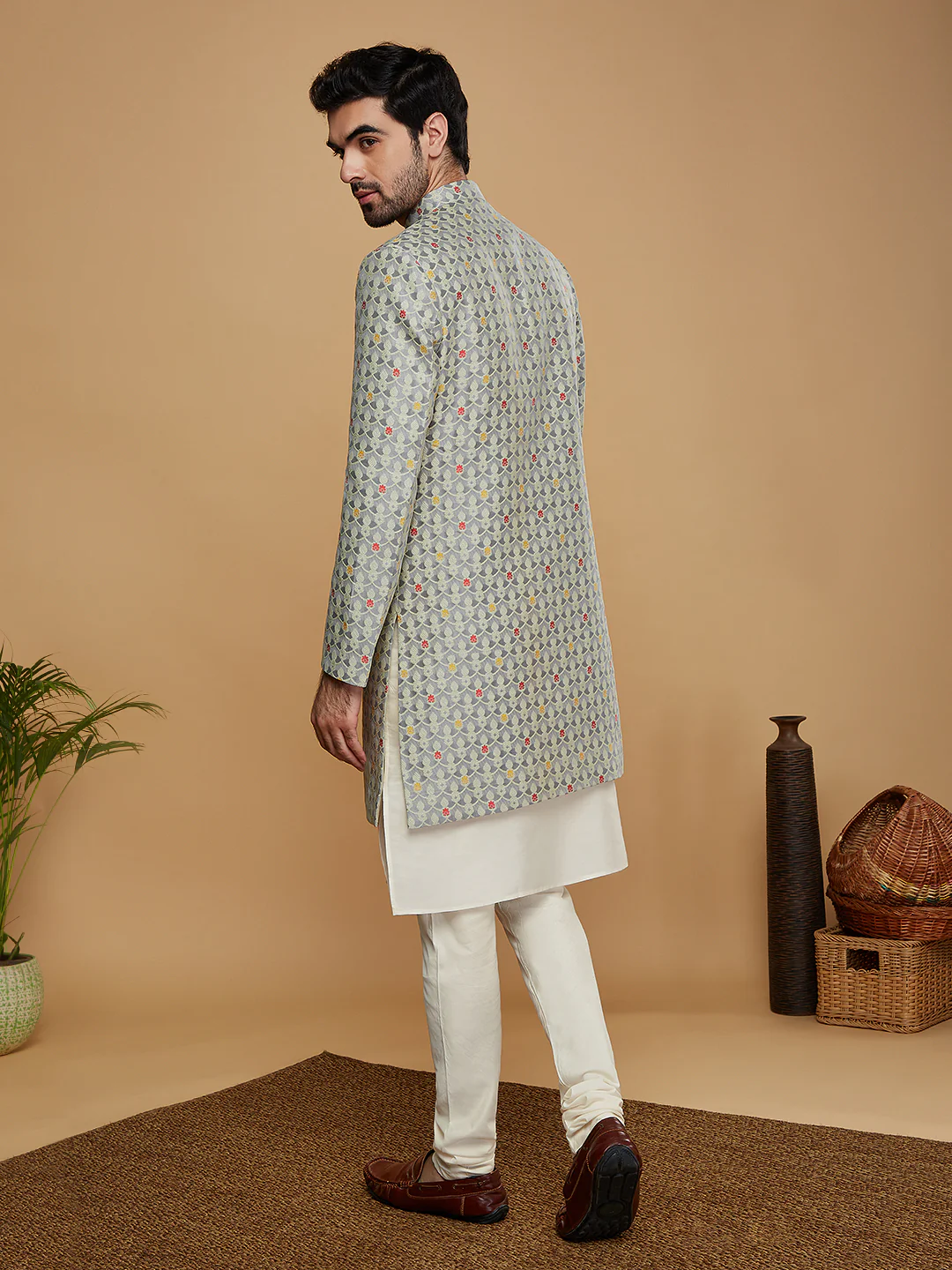 Kisah Men Grey Kurta Sherwani Churidar Set - Image 4