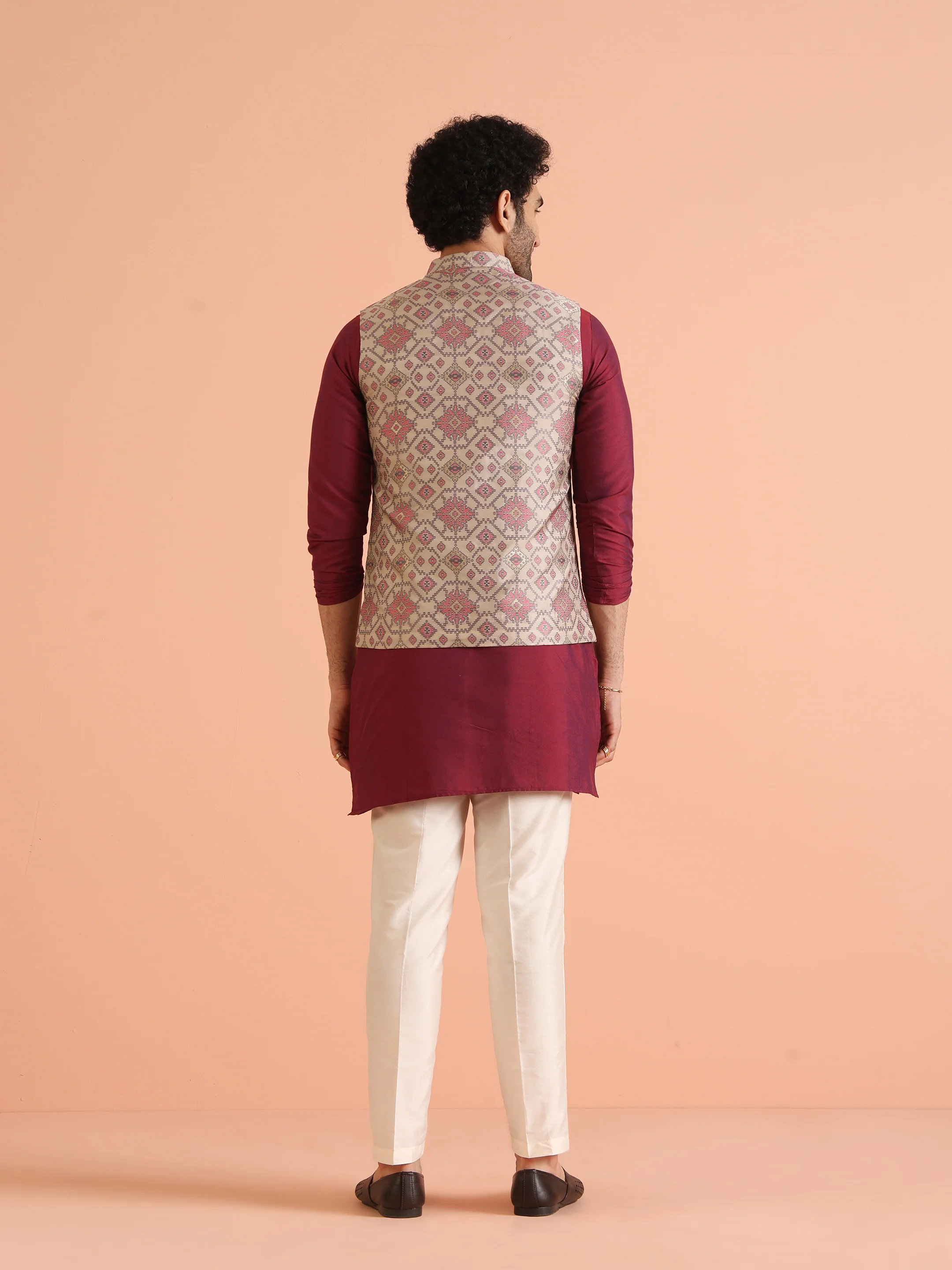 Men Grey Printed Geometric Kurta Jacket Trouser Set - Image 5