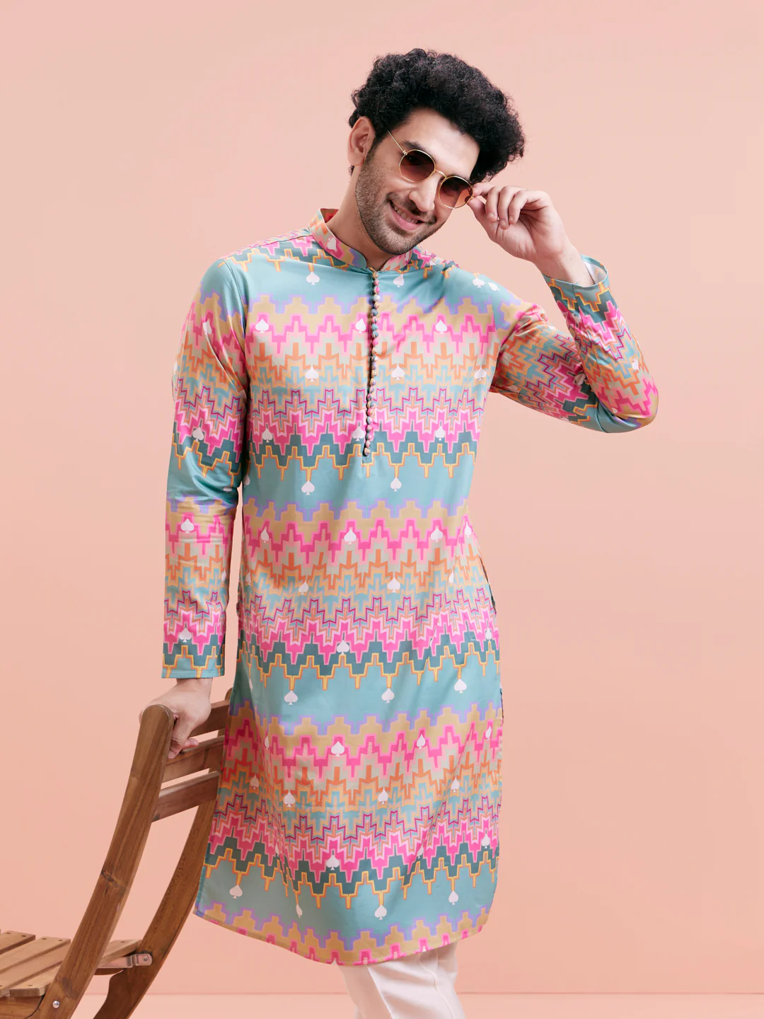 Multicolor Zigzag Kurta Trouser Set - Image 9