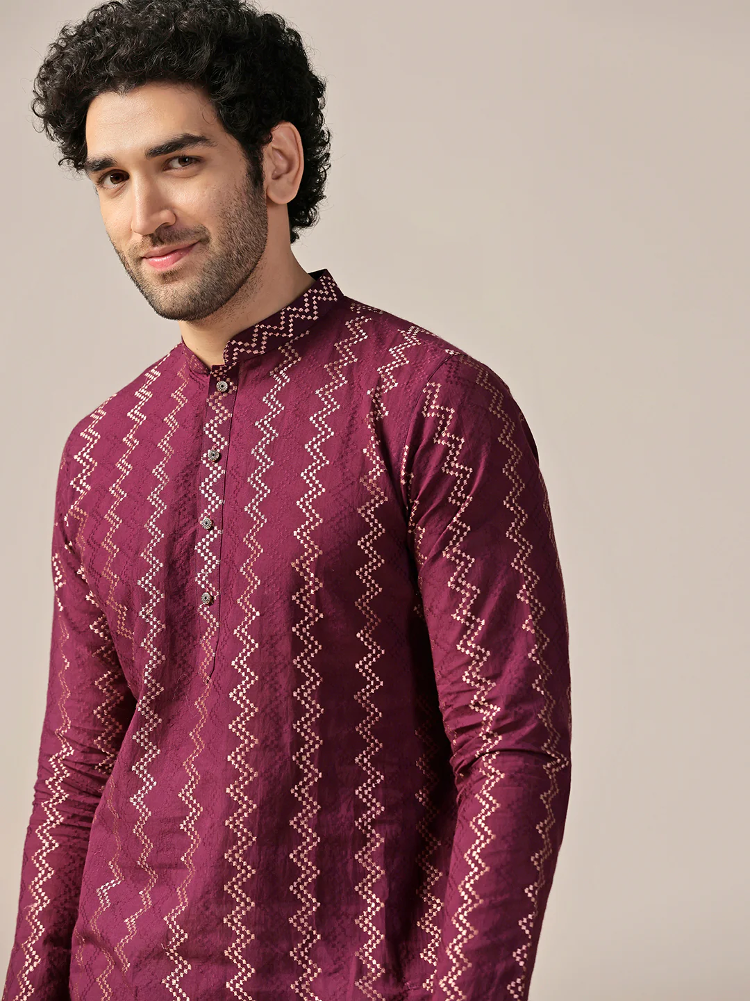 Maroon Silk Geometric Textured Long Kurta - Image 5
