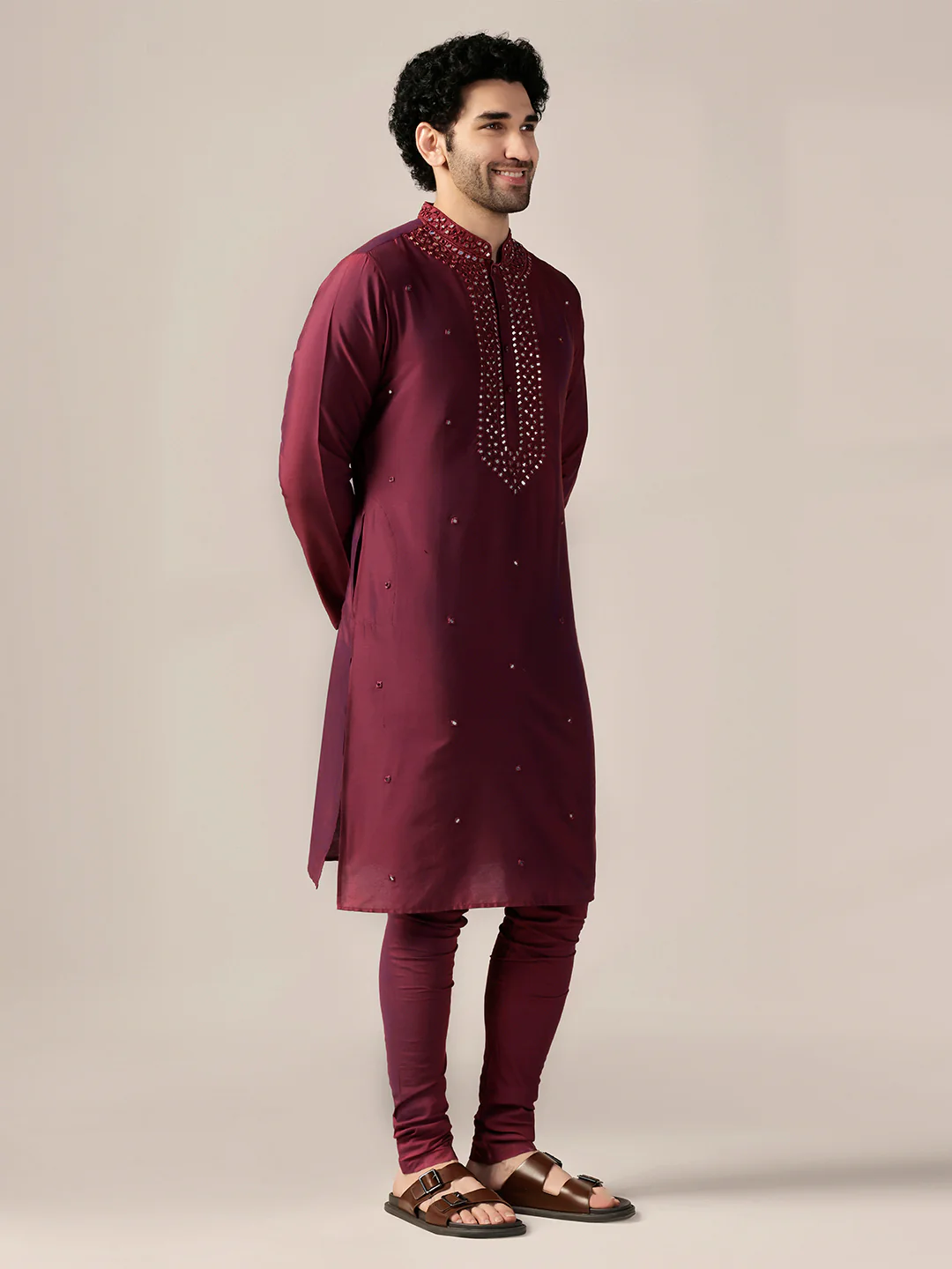 Maroon Silk Blend Embroidered Long Kurta - Image 2