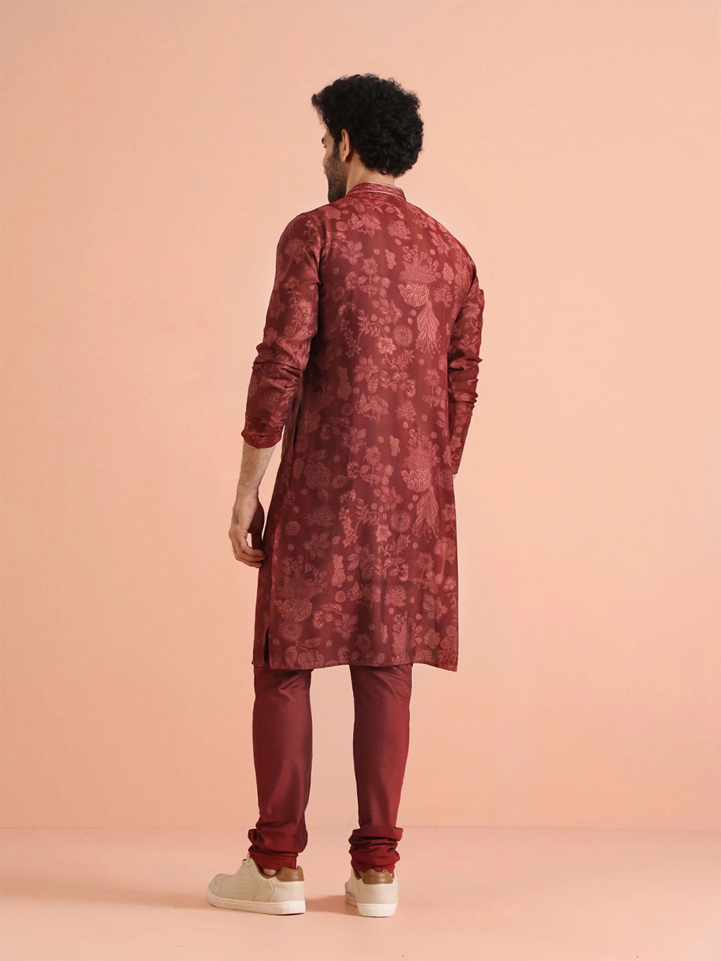 Maroon Silk Blend Floral Printed Kurta - Image 4