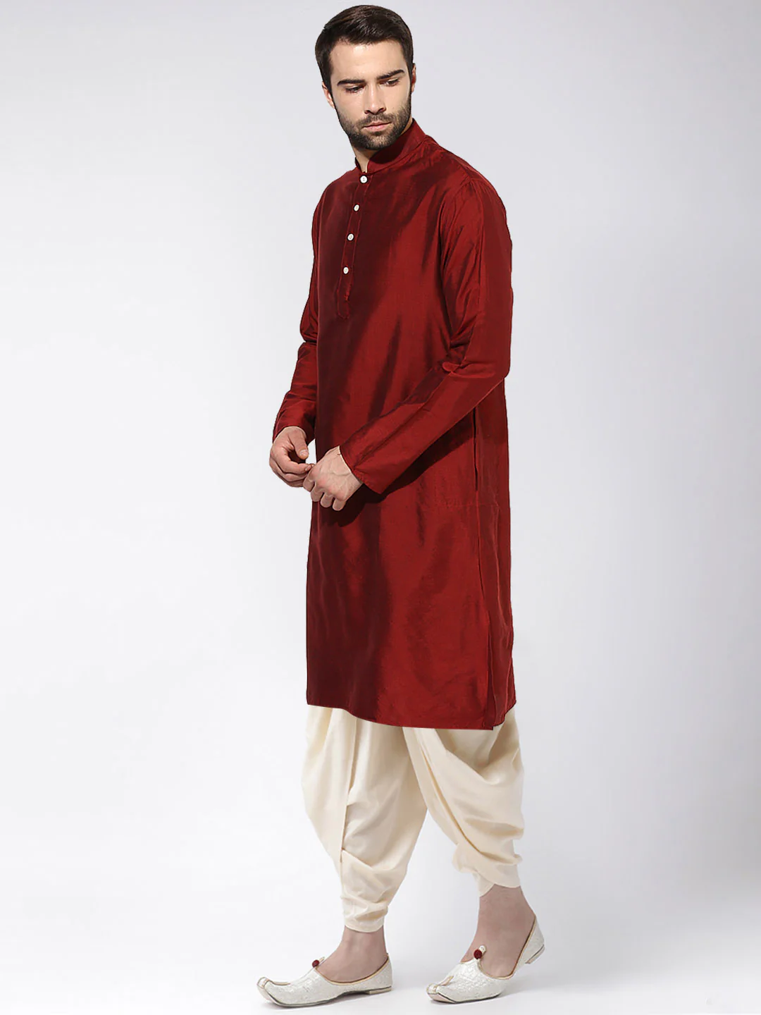 Maroon Silk Blend Solid Kurta Cream Dhoti - Image 2