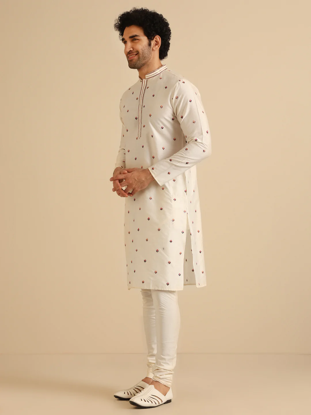 Cream Silk Blend Embroidered Kurta Churidar Set - Image 3