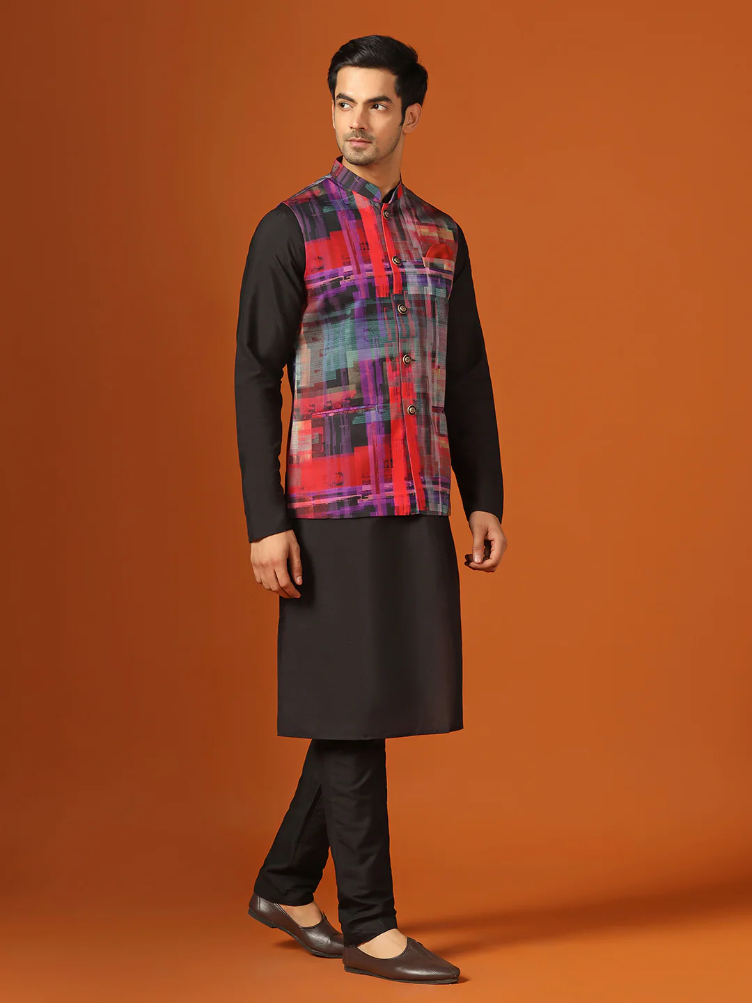 Kisah Men Multi Kurta Jacket Churidar Set - Image 2