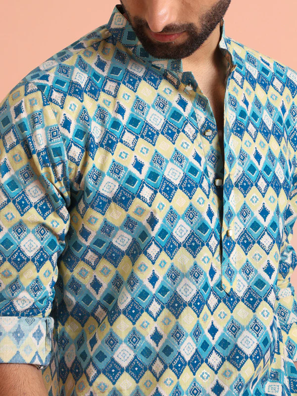 Multicolor Geometric Printed Short Kurta - Image 5