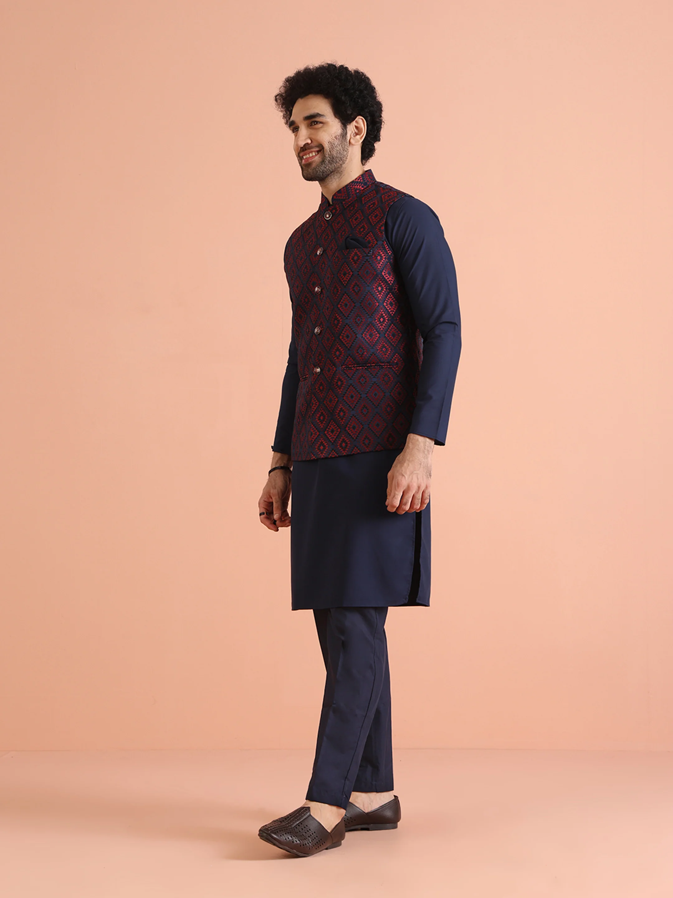 Navy Red Cotton Silk Textured Nehru Jacket - Image 2