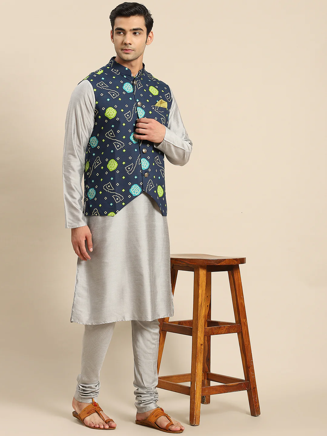 Men Navy Blue Kurta Jacket Set - Image 8