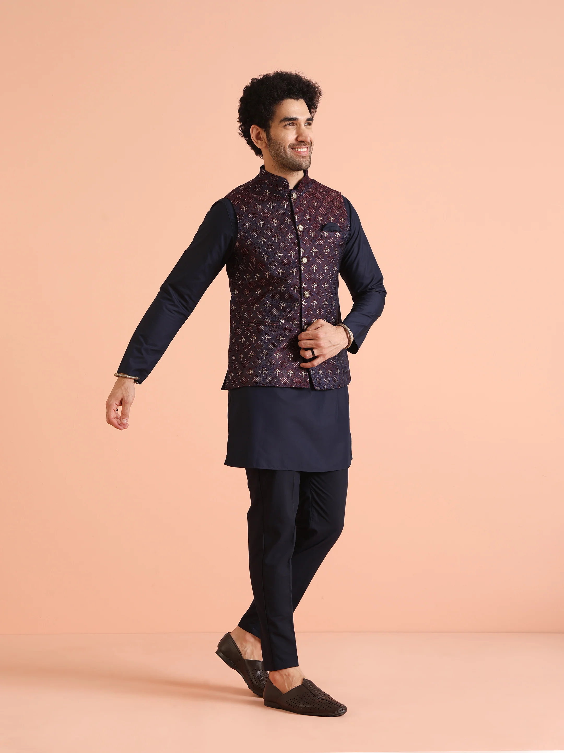 Navy Kurta with Maroon Woven Nehru Jacket Set - Image 3