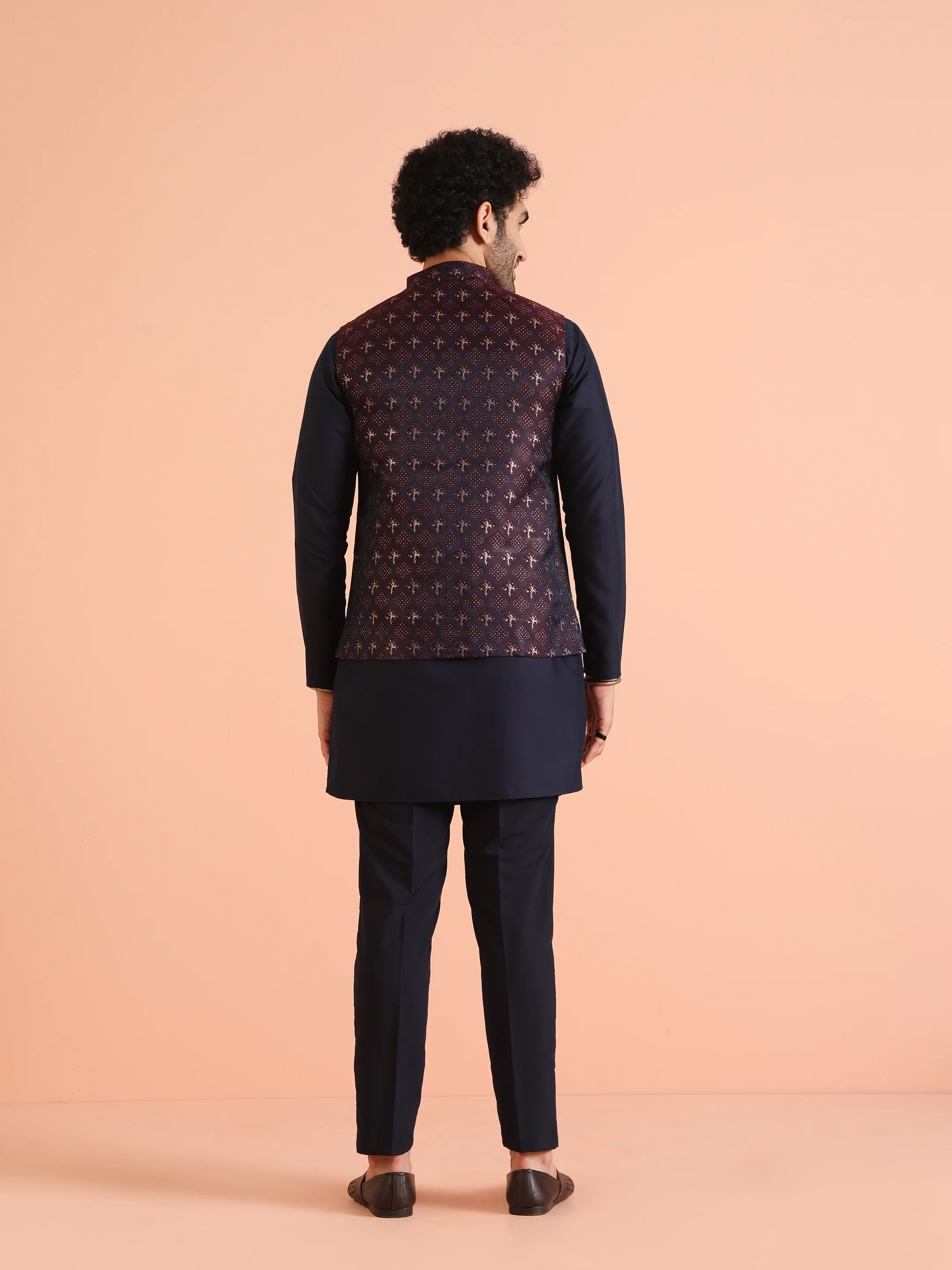 Navy Kurta with Maroon Woven Nehru Jacket Set - Image 4