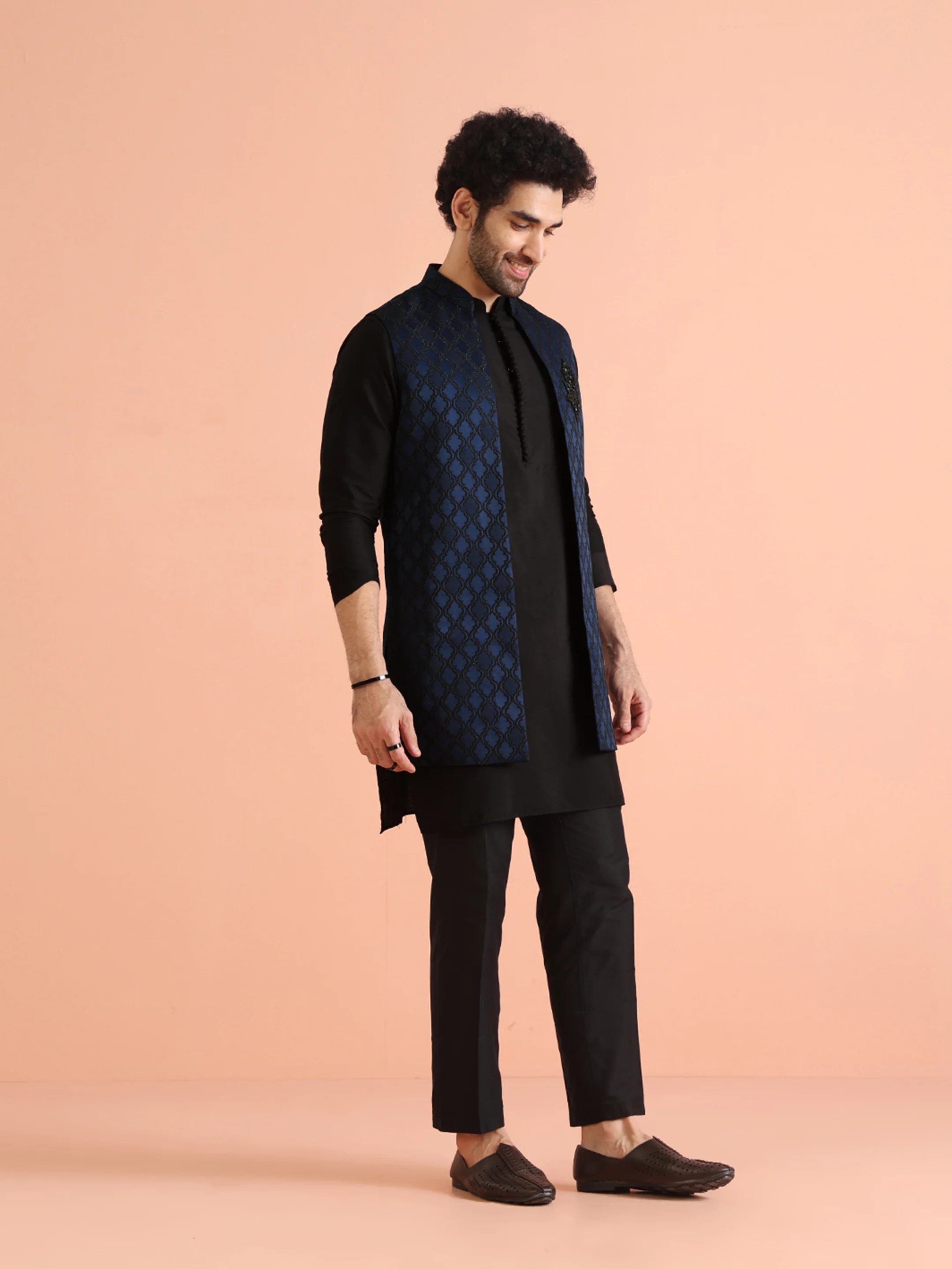 Navy Blue Woven Jacket Kurta Trouser Set - Image 2