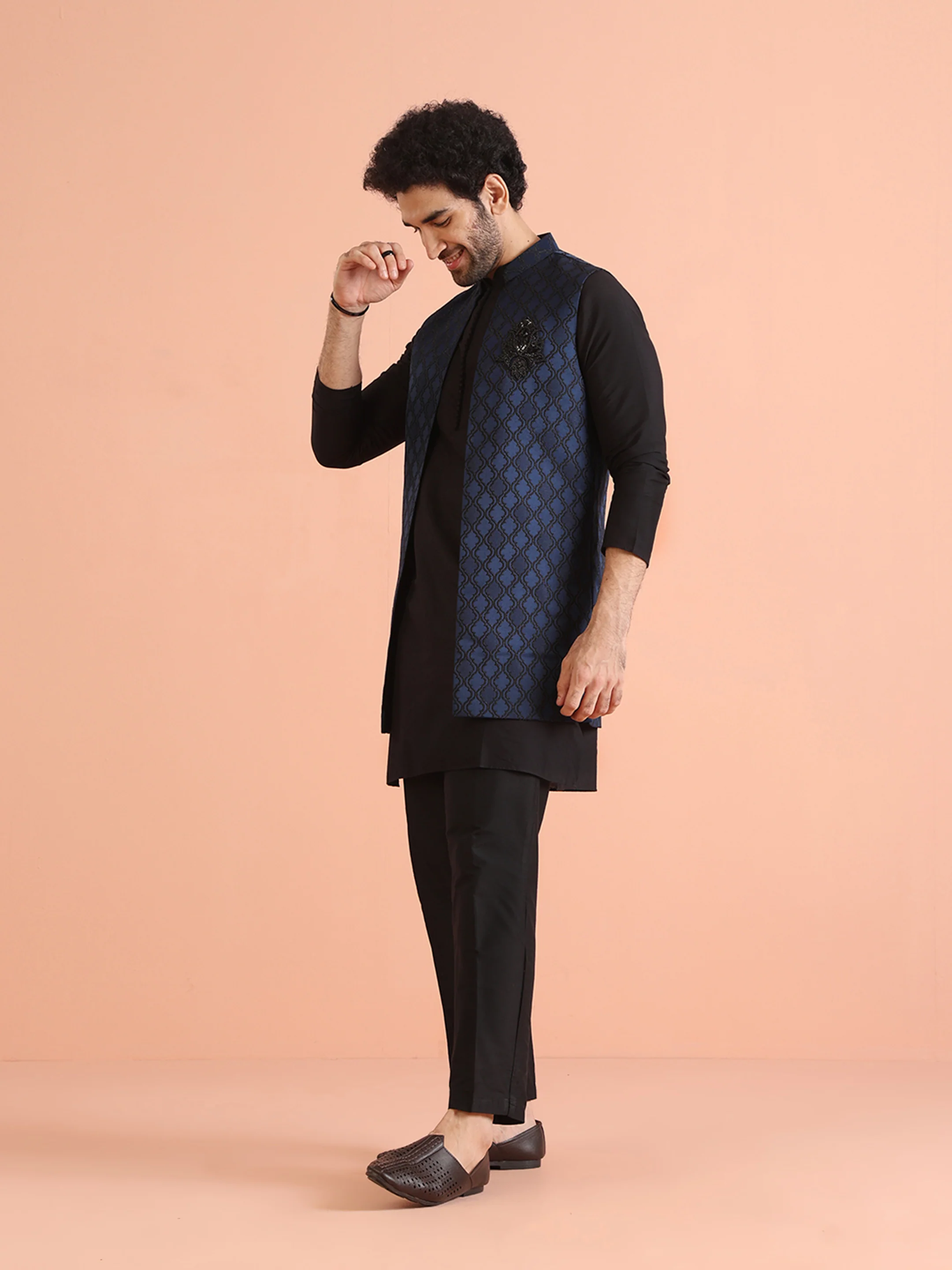Navy Blue Woven Jacket Kurta Trouser Set - Image 3