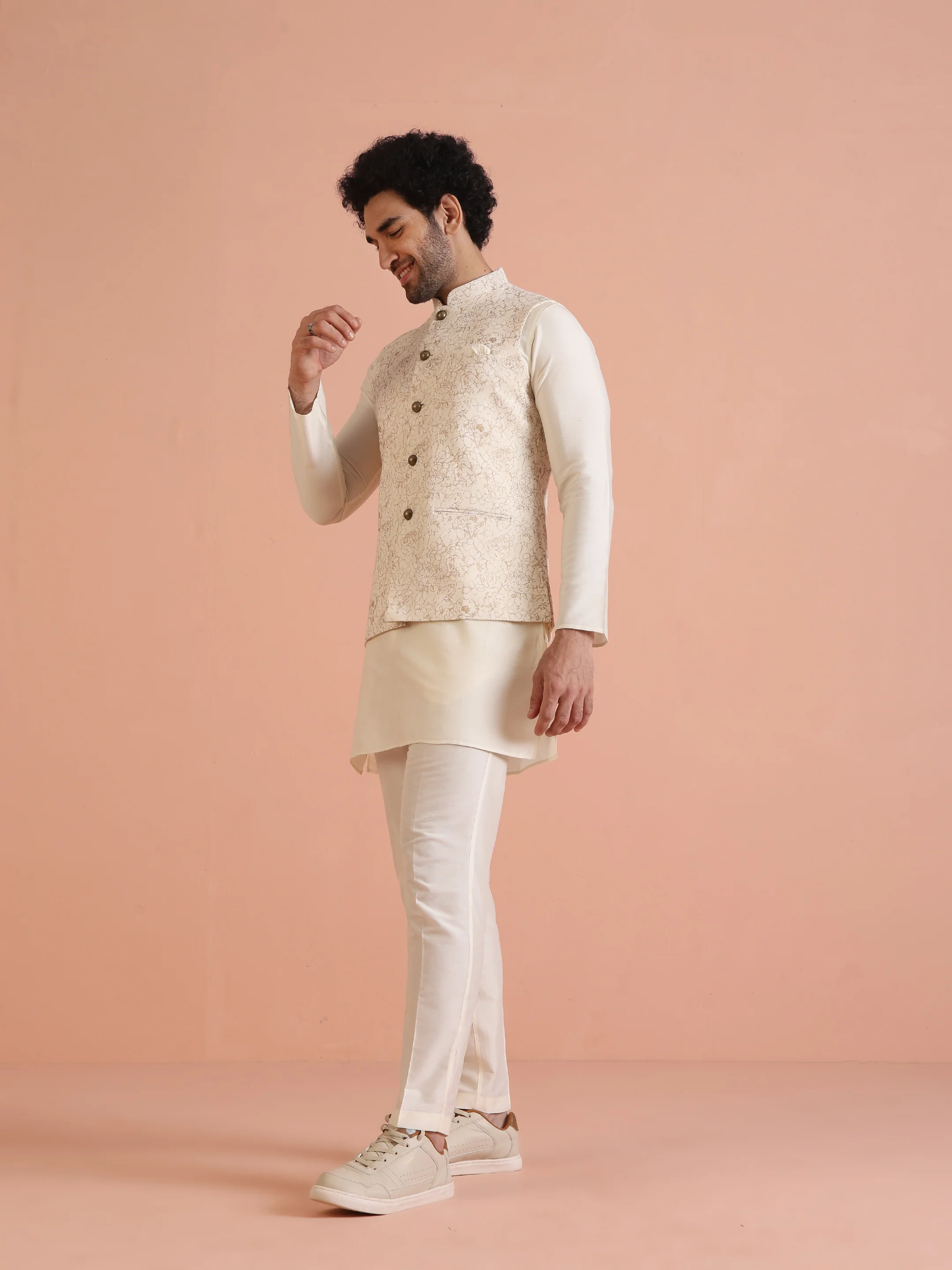 Off-White Floral Print Jacket Set with Kurta & Trouser - Image 3