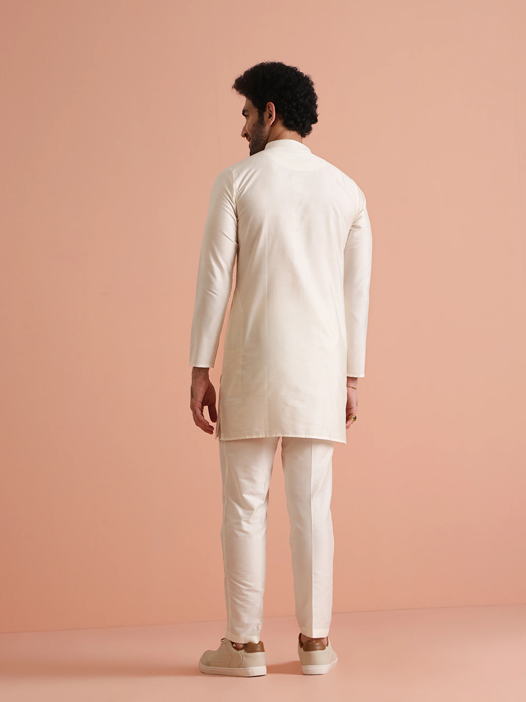 Elegant Off-White Silk Blend Kurta for Men Minimalistic Ethnic Wear - Image 3