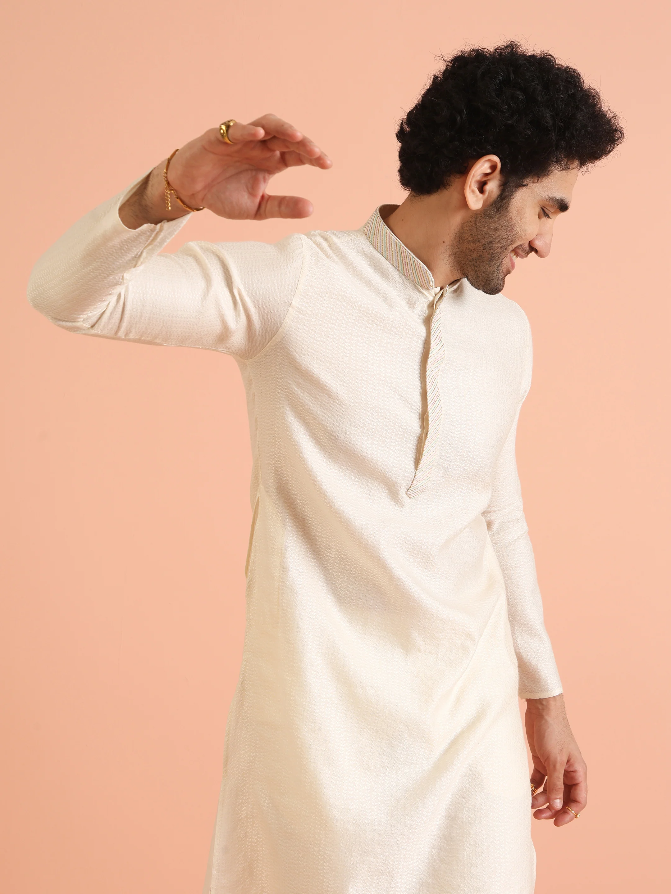 Cream Silk Blend Textured Kurta with Mandarin Collar - Image 7