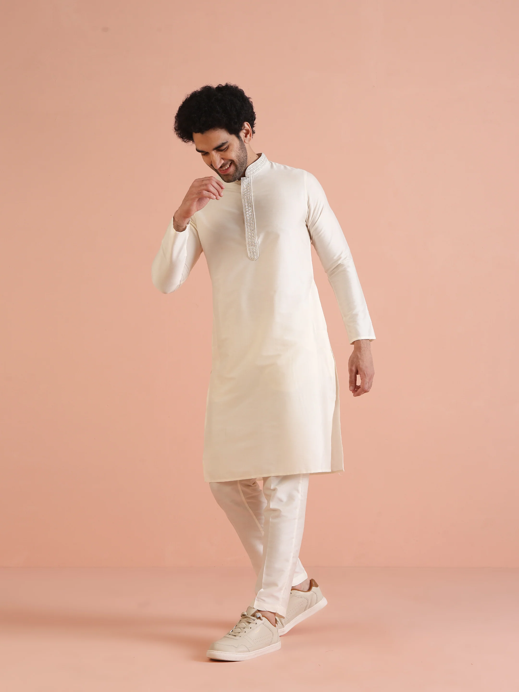 Cream Solid Kurta with Embroidered Collar & Trouser - Image 3