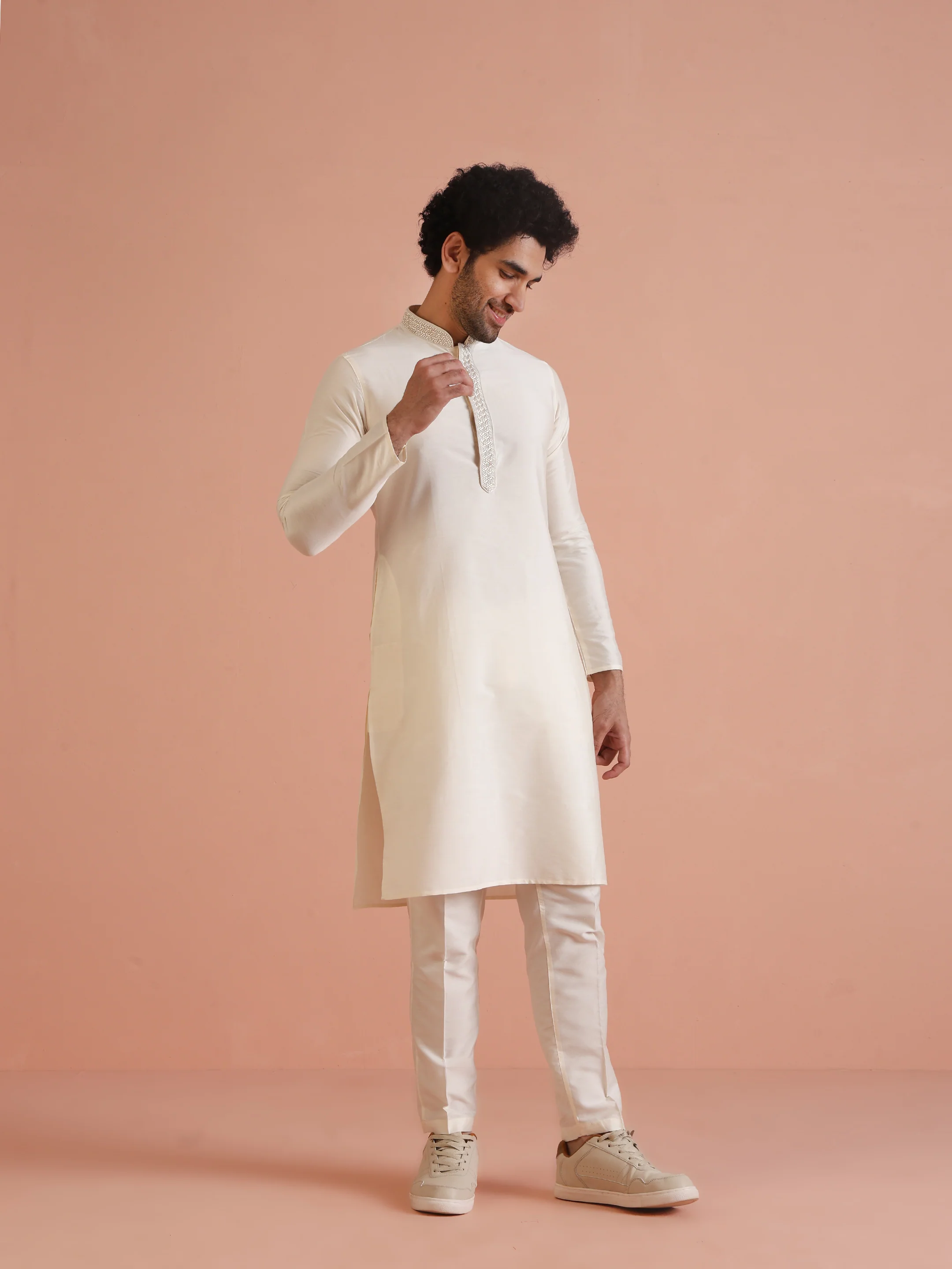 Cream Solid Kurta with Embroidered Collar & Trouser - Image 7