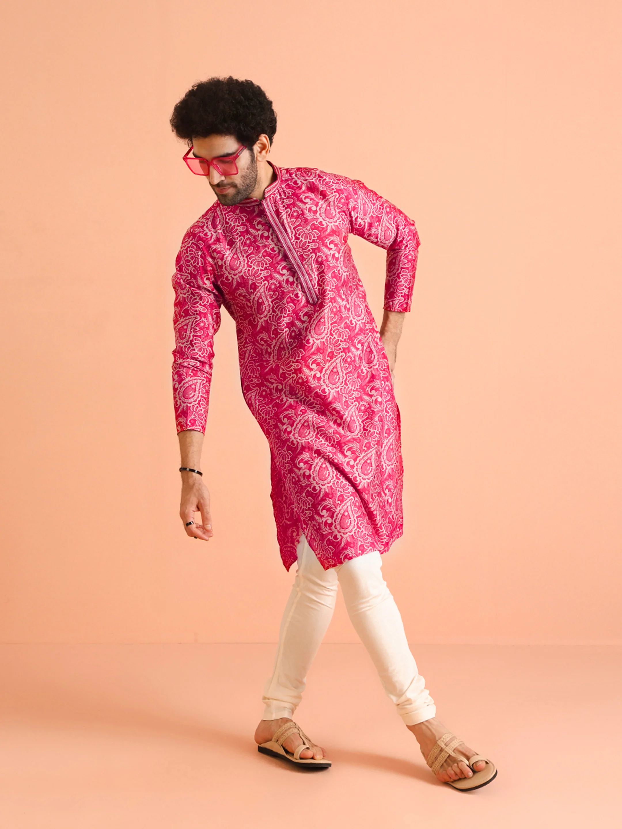 Pink Paisley Printed Silk Blend Kurta - Image 3