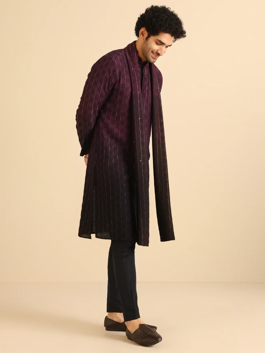 Men Purple Embroidered Kurta Trousers Dupatta Set - Image 4