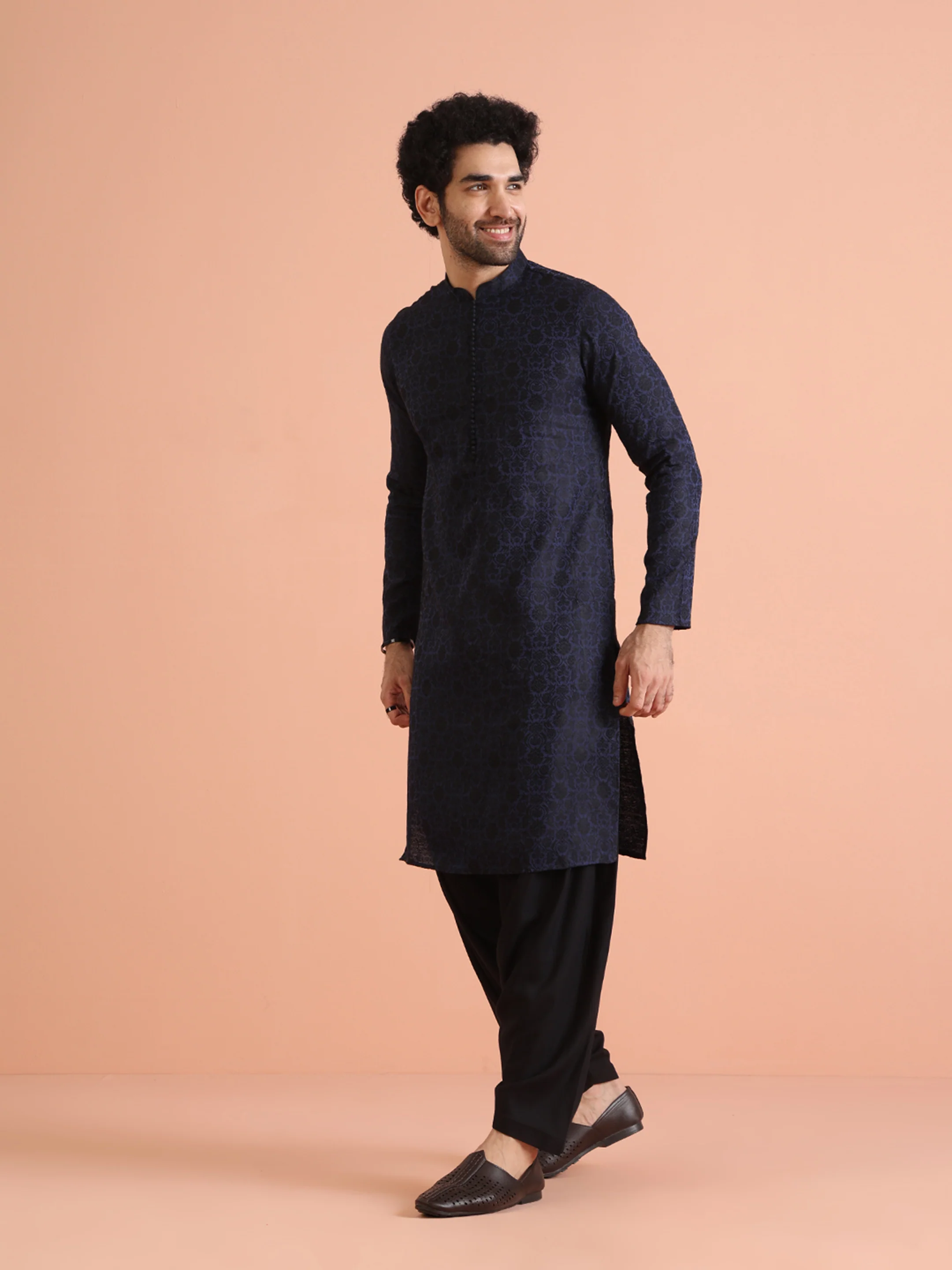 Navy Blue Jacquard Textured Kurta - Image 3