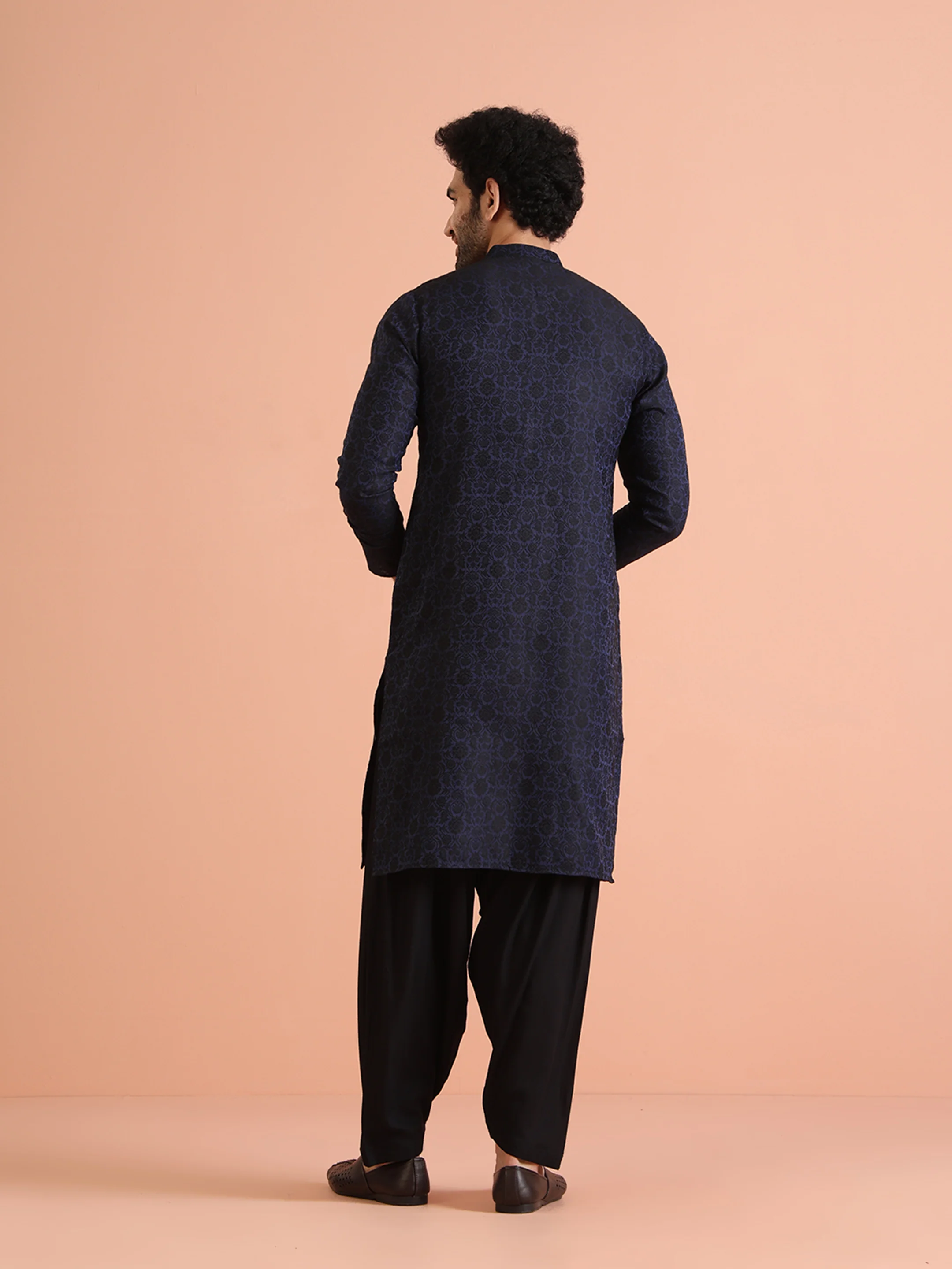 Navy Blue Jacquard Textured Kurta - Image 4