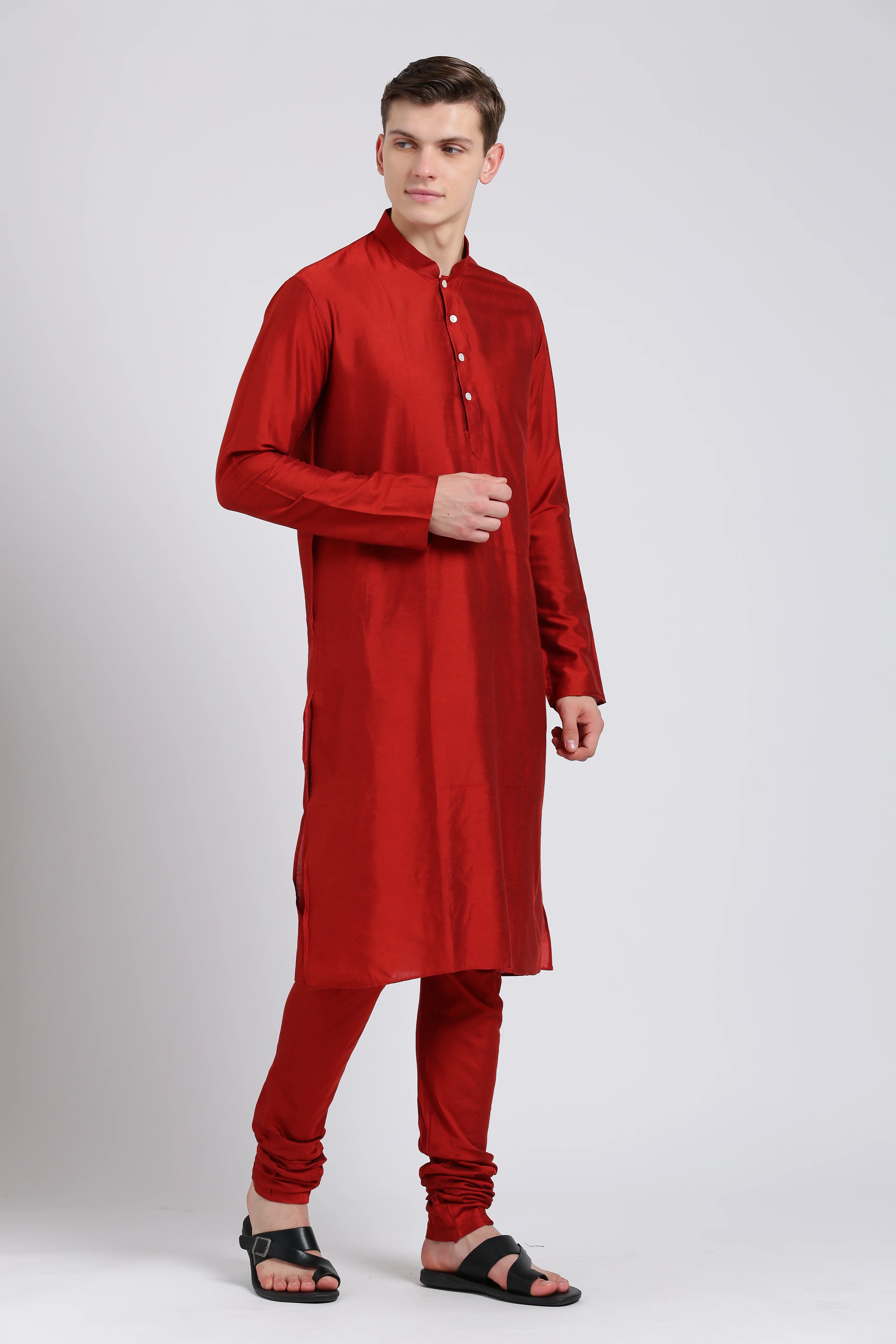 Men Red Solid Dyed Kurta - Image 4