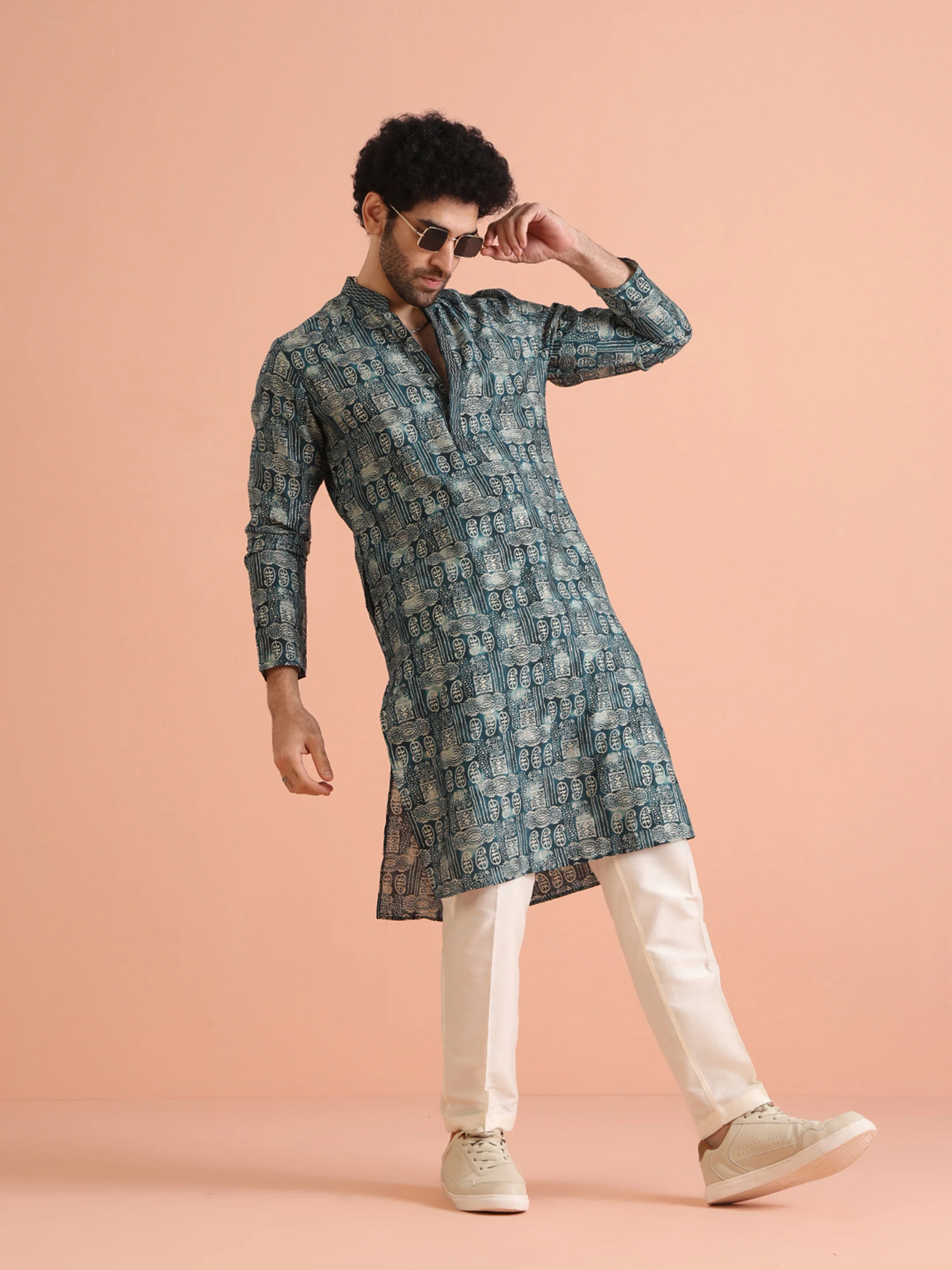 Teal Blue Abstract Printed Kurta - Image 6