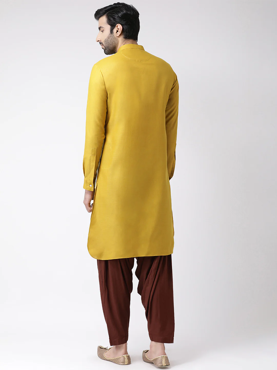 Men Yellow Solid Dyed Kurta - Image 3