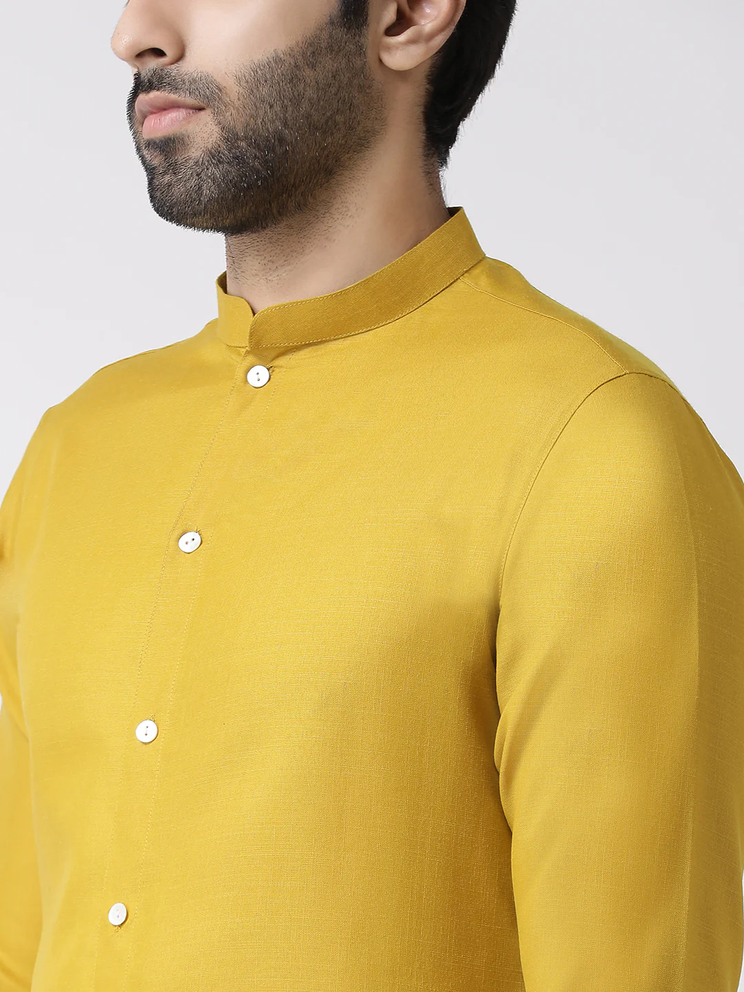 Men Yellow Solid Dyed Kurta - Image 4