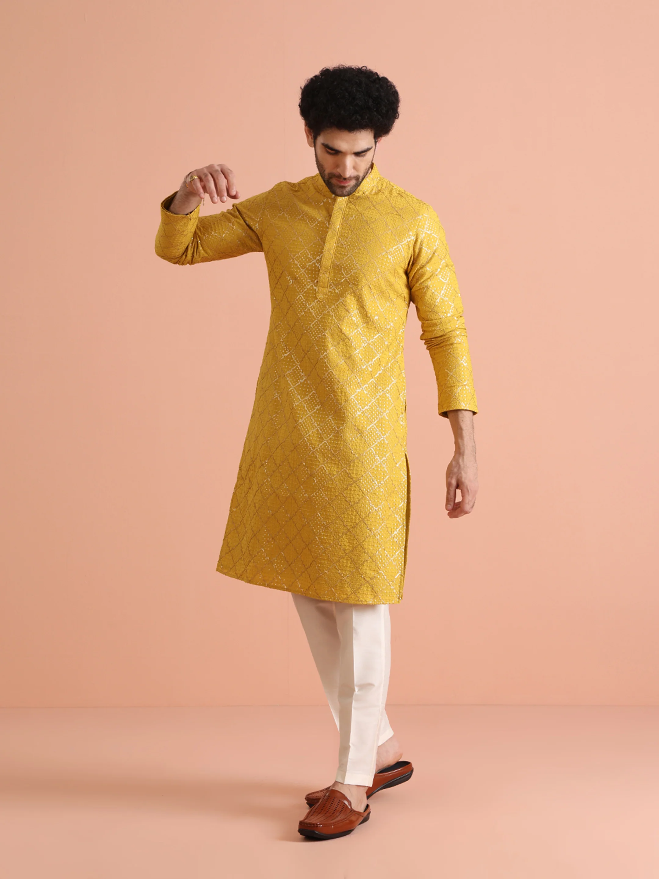 Men Yellow Sequinned Kurta Trouser Set - Image 4