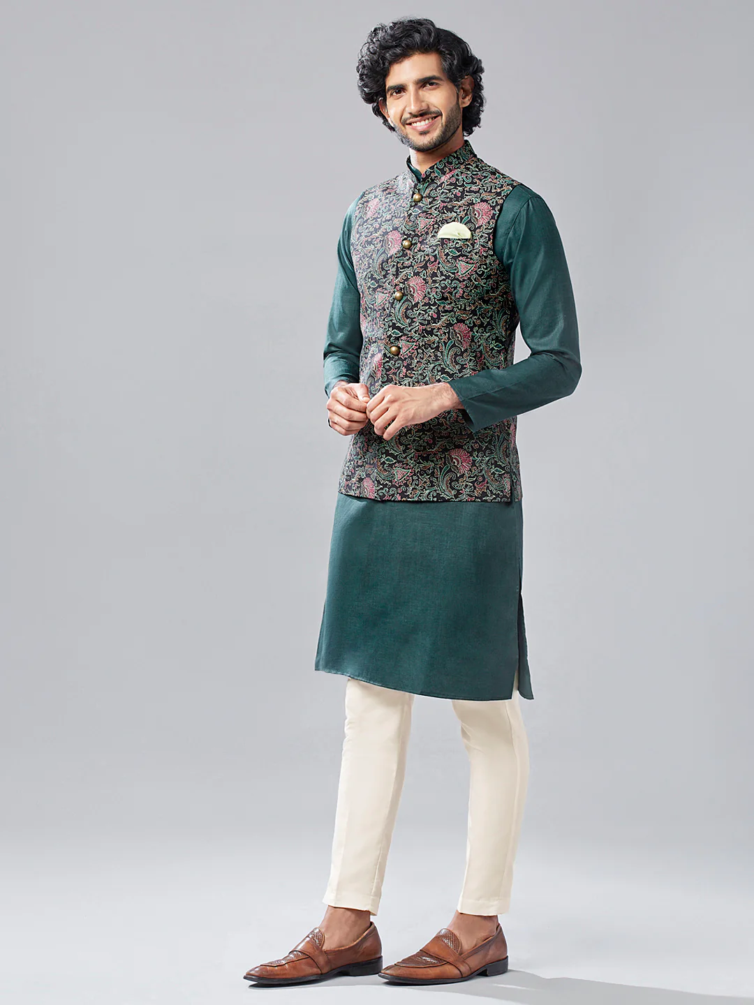 Multicolored Embroidered Jacket Set with Green Kurta & Cream Bottomwear - Image 4