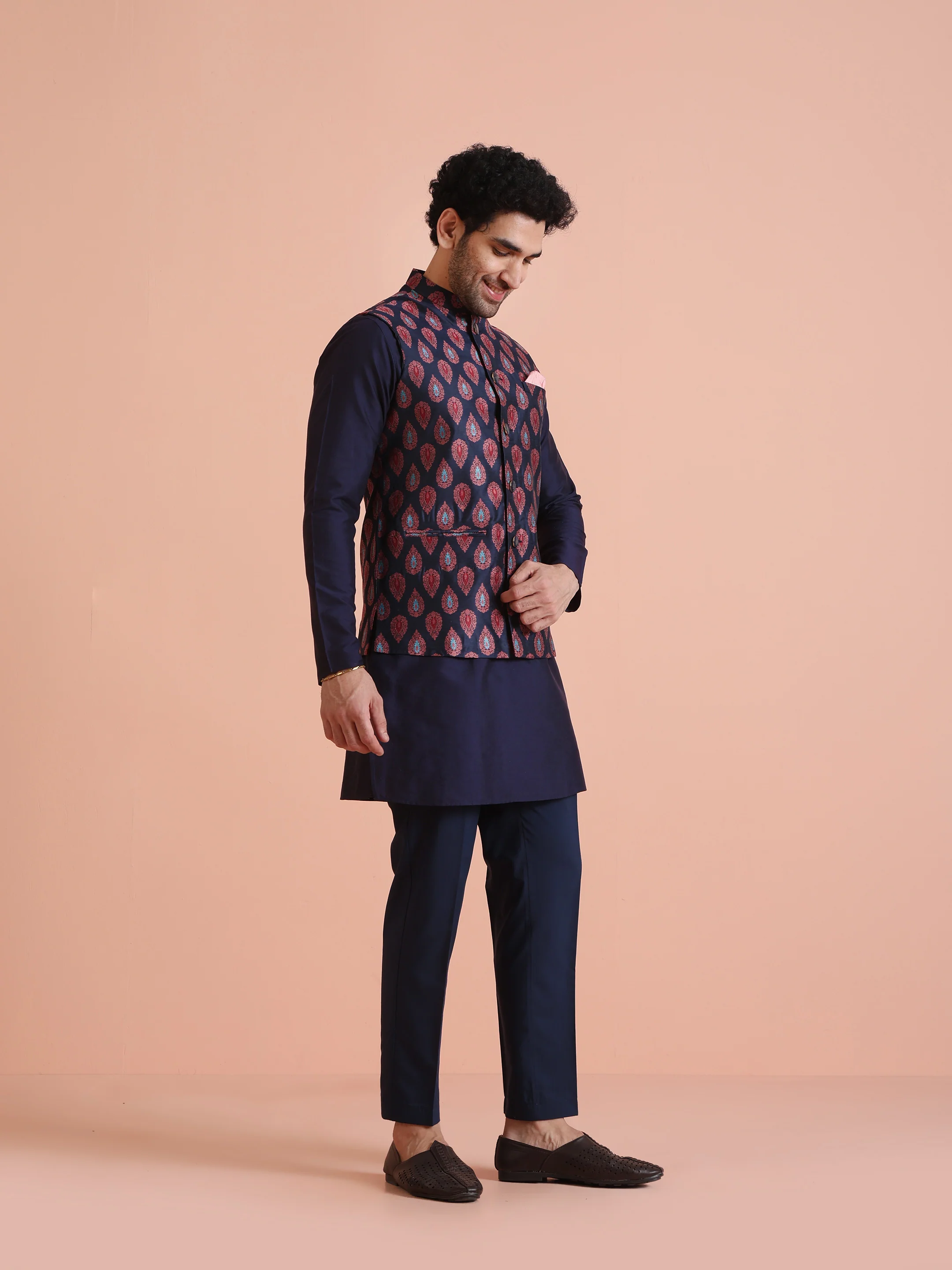 Kisah Men's Blue Woven Design Nehru Jacket - Image 4