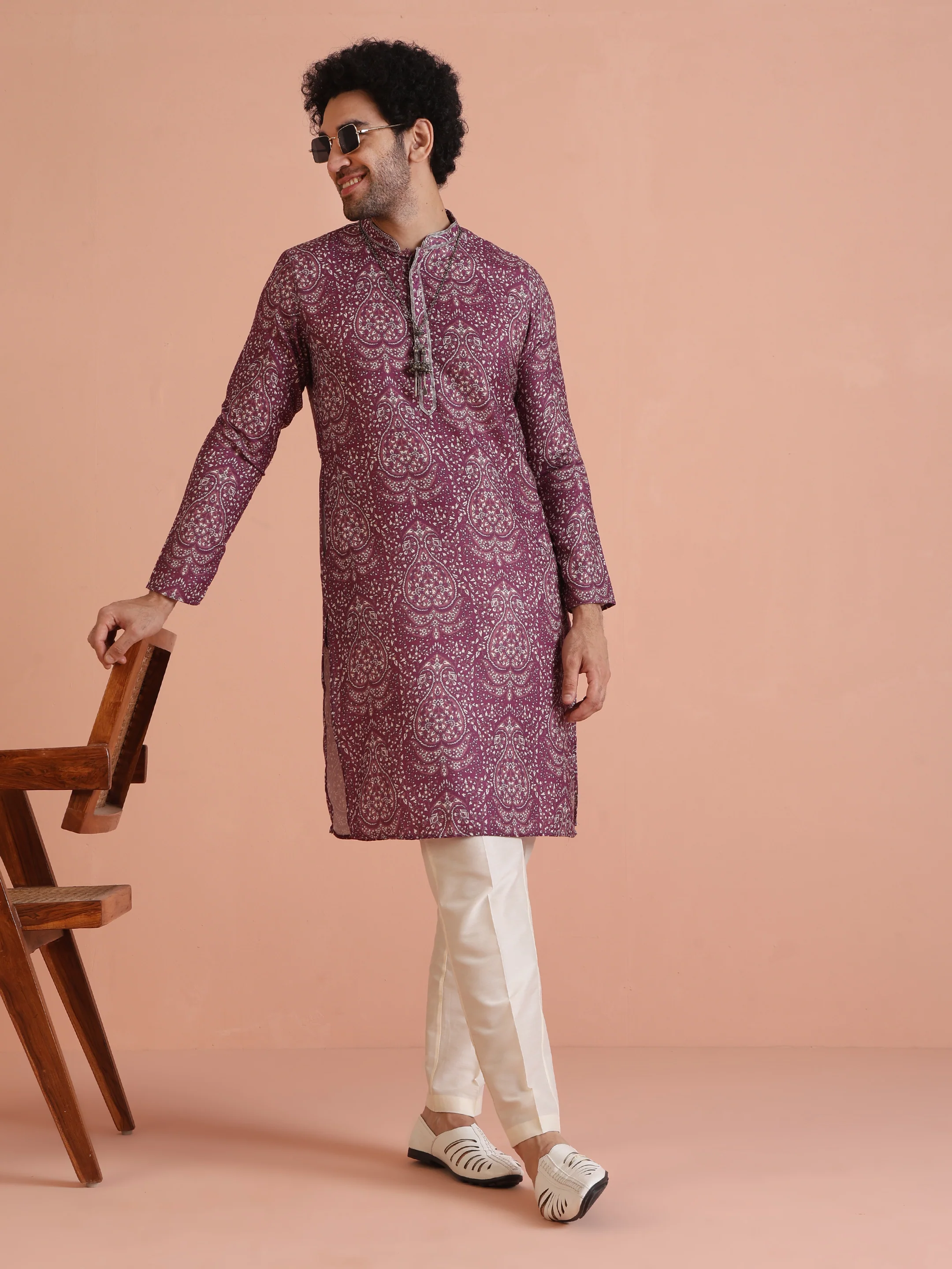 Maroon Art Silk Paisley Printed Kurta - Image 3