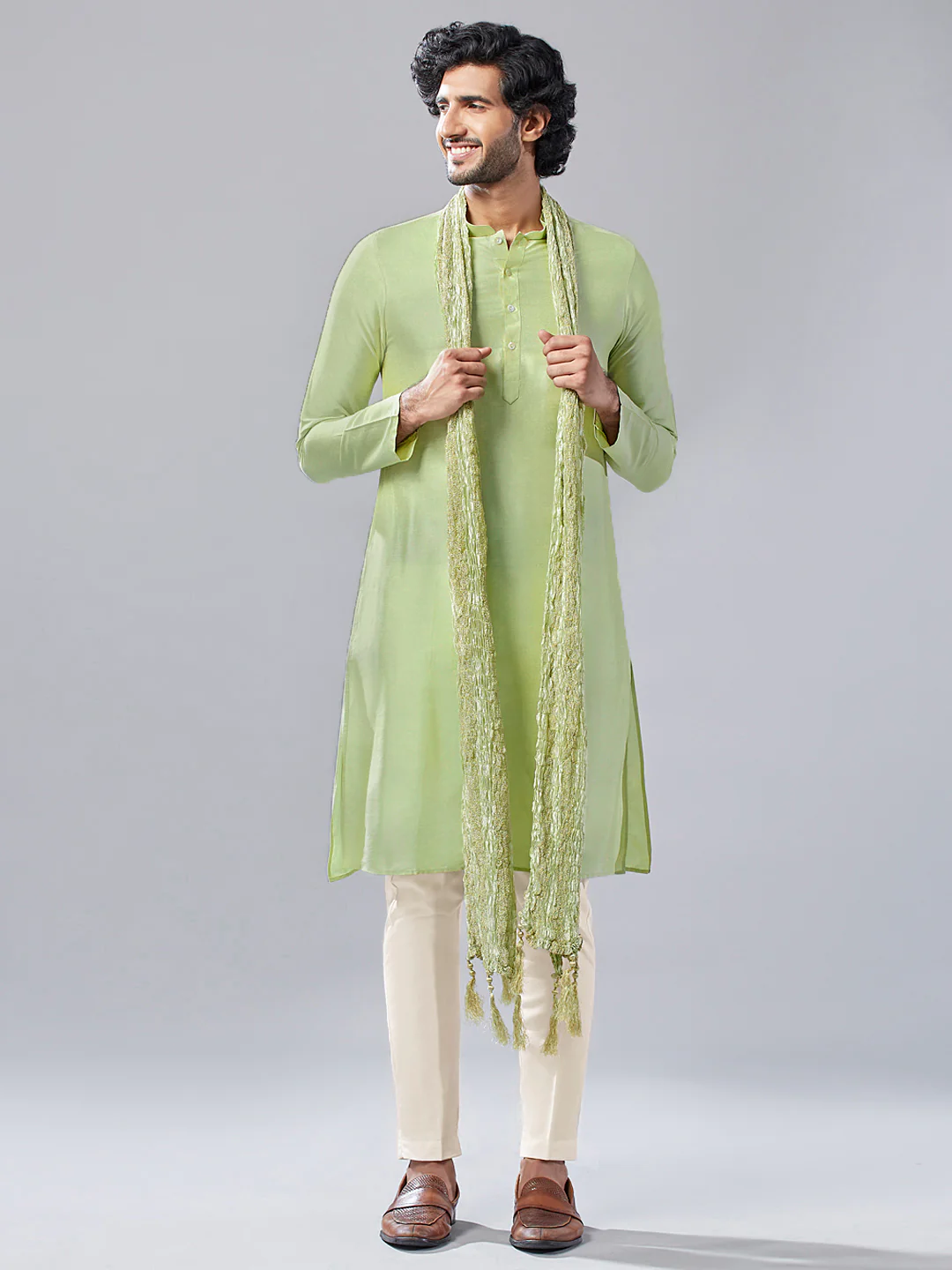 Green Silk Blend Kurta Trouser with Textured Dupatta
