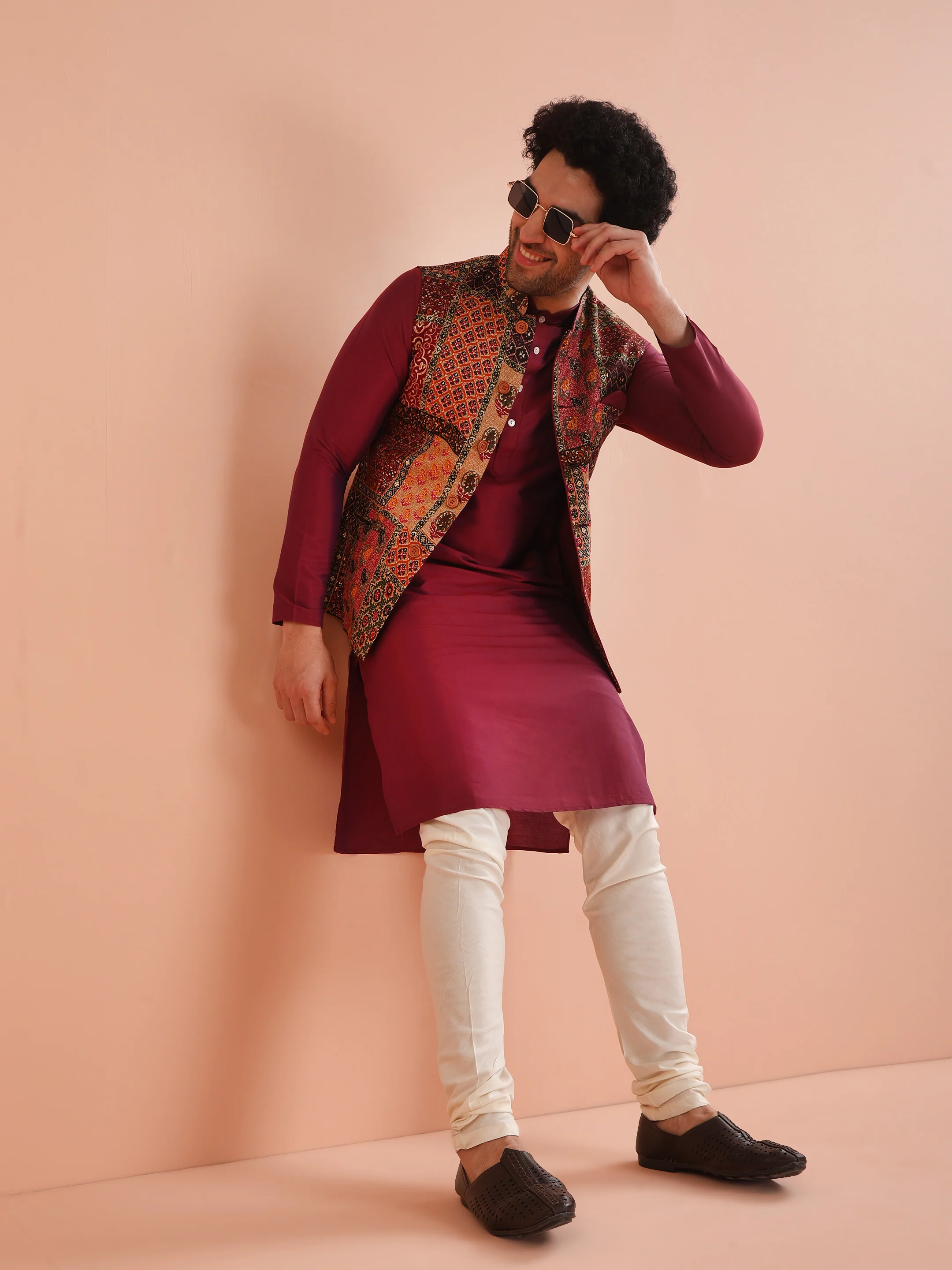 Maroon Silk Blend Printed Jacket Kurta Churidar Set - Image 8