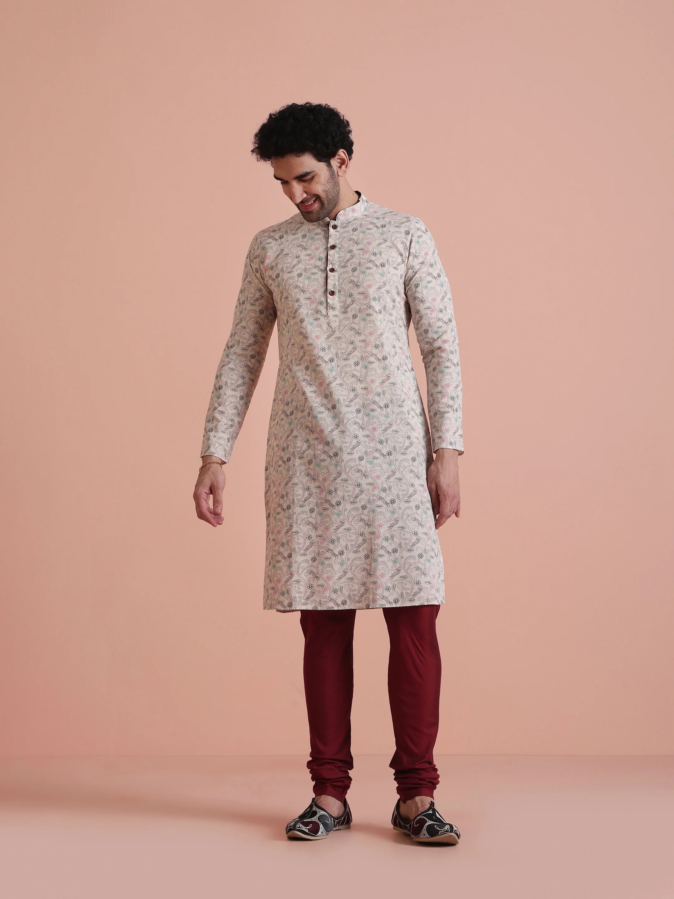 Men Off White Floral Printed Kurta Churidar Set – Classic Festive Wear - Image 7
